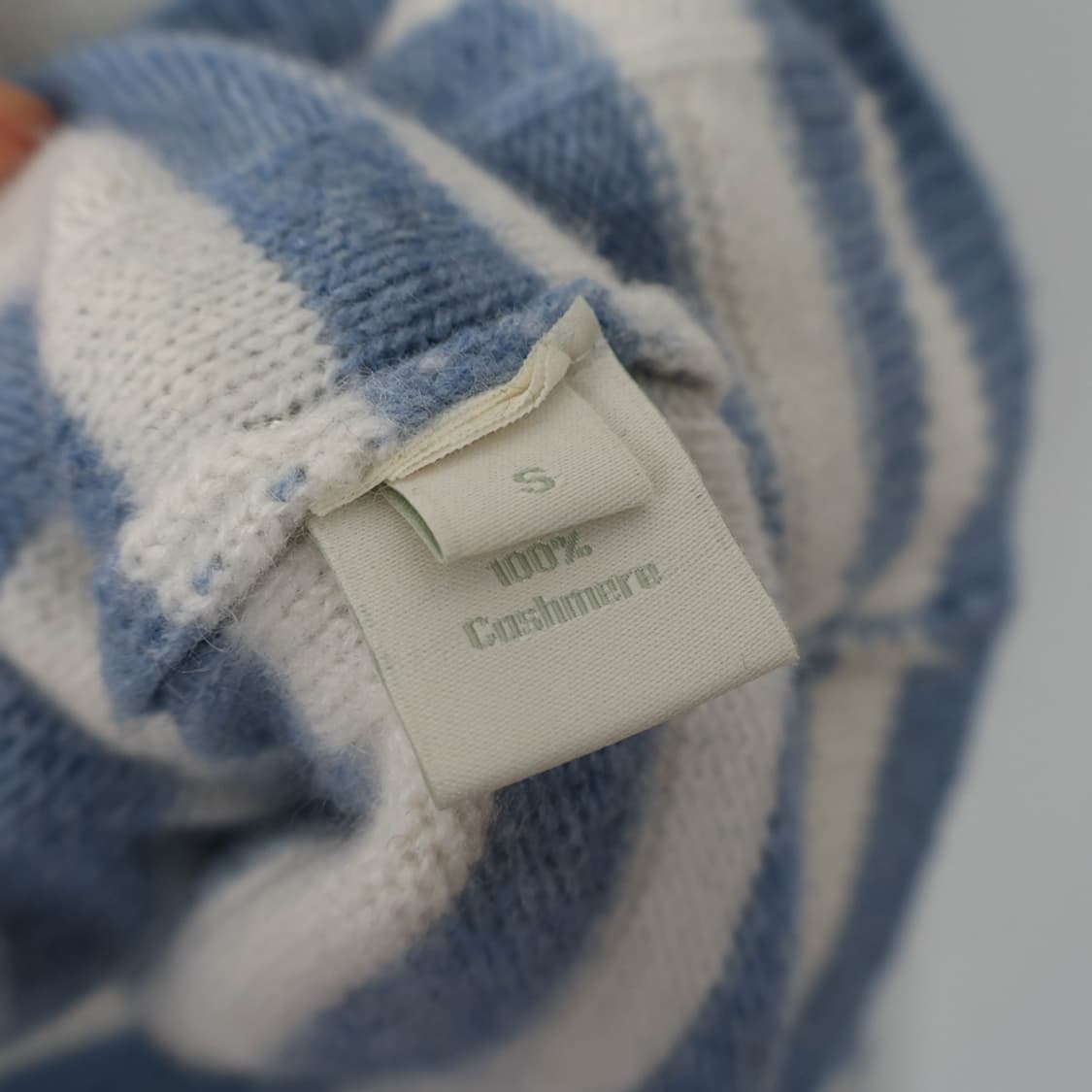 44/MONTTOTTO 몽또또 캐시미어100 니트 상품이미지6