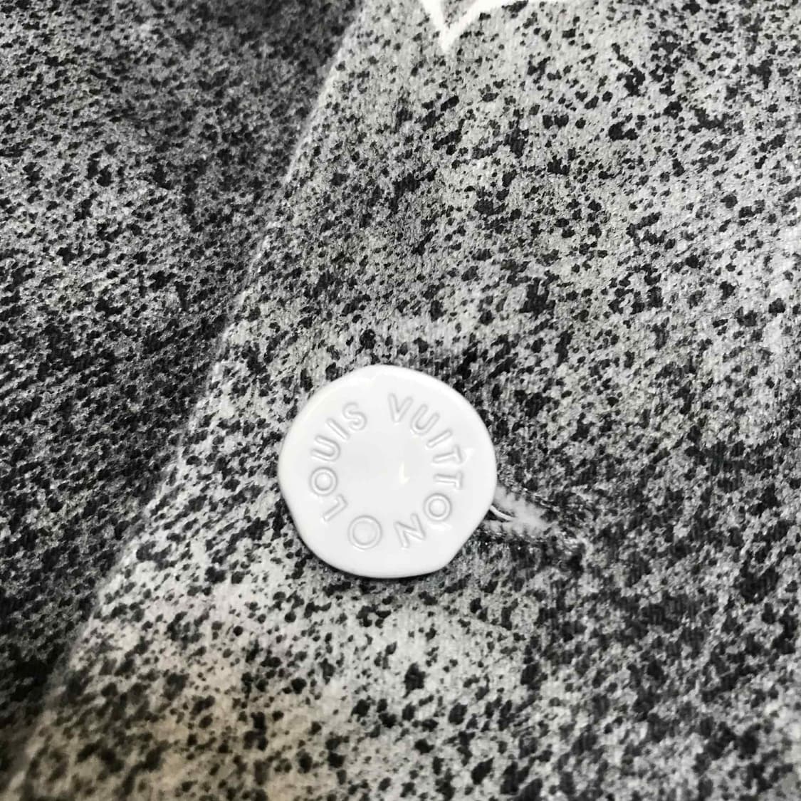 {클로젯}[M][풀구성]루이비통 워크웨어 데님 자켓 상품이미지4