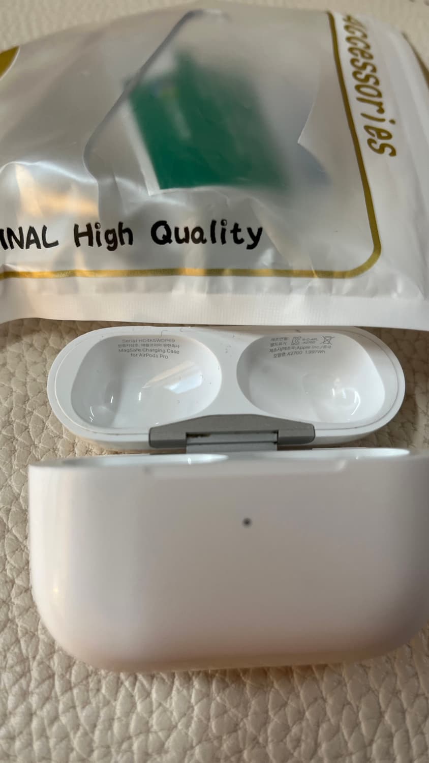 애어팟 프로2세대 본체 상품이미지6