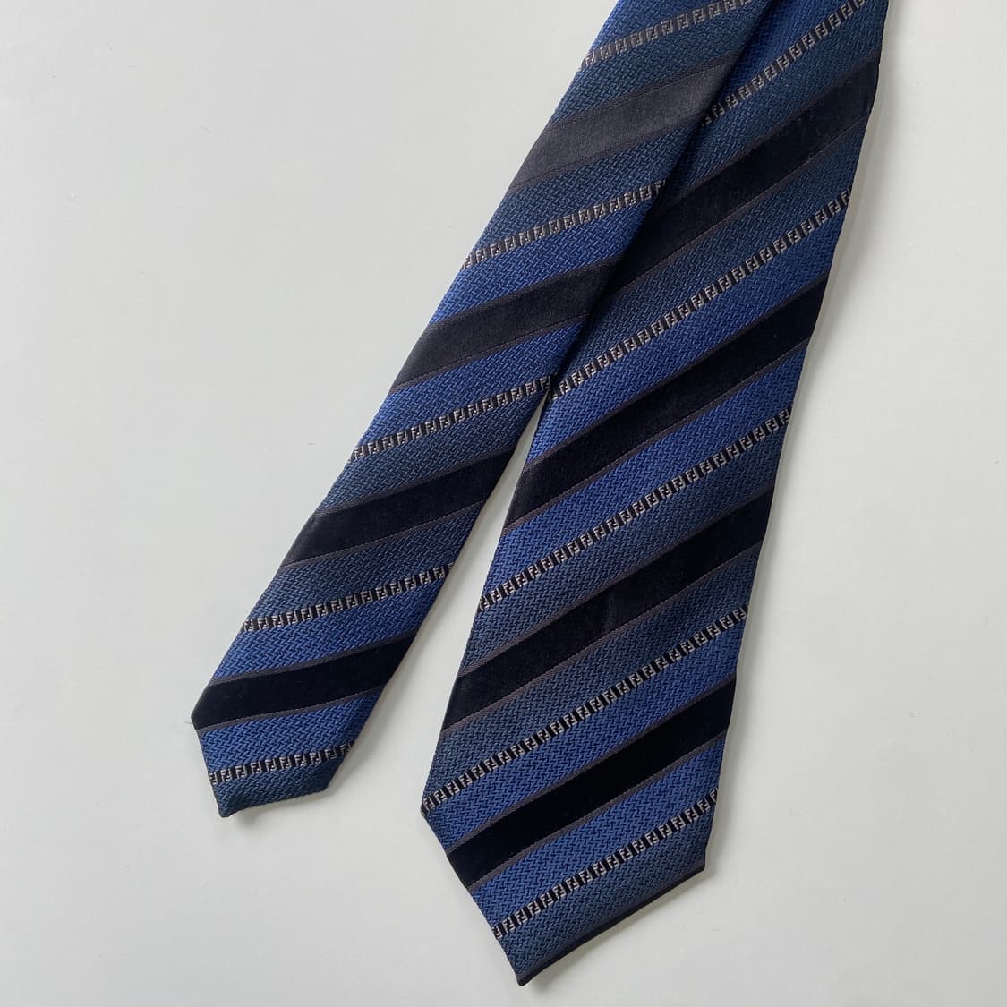 펜디 (FENDI) FF 모노그램 정품 명품 넥타이7.7cm 상품이미지2