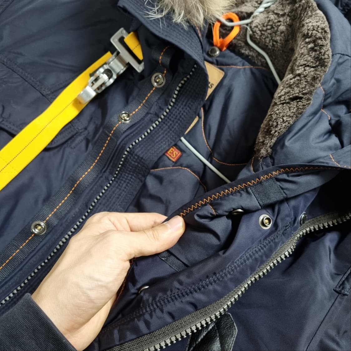 파라점퍼스 코디악 라이트핸드 패딩 상품이미지4