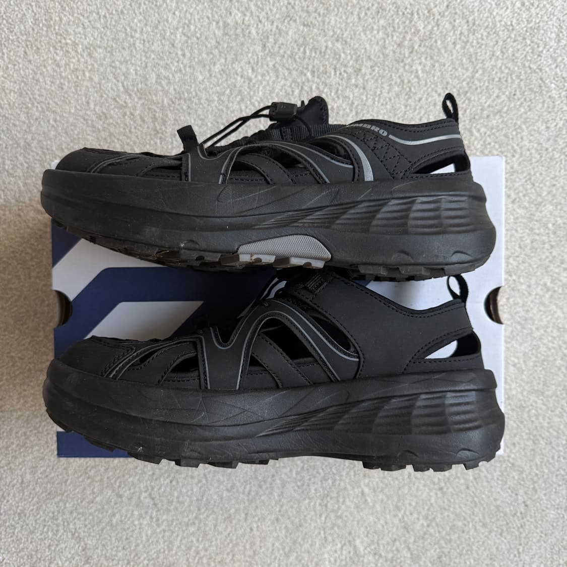 엄브로 컷아웃 샌들 280 사이즈 상품이미지3