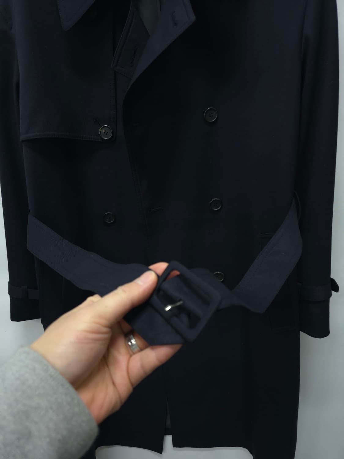 (새상품급) 쿠어 울 더블 트렌치 코트 (네이비) 상품이미지10