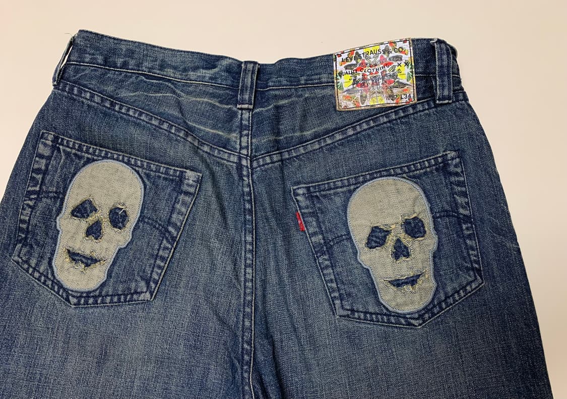 [32] 리바이스 x 데미안 허스트 스컬 데님 한정판 상품이미지4