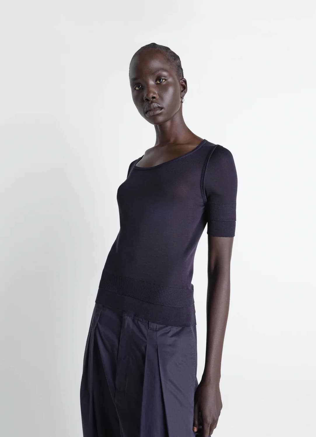 [S,M,L]르메르 26ss 심리스 트롱프뢰유 탑/미드나잇 상품이미지2