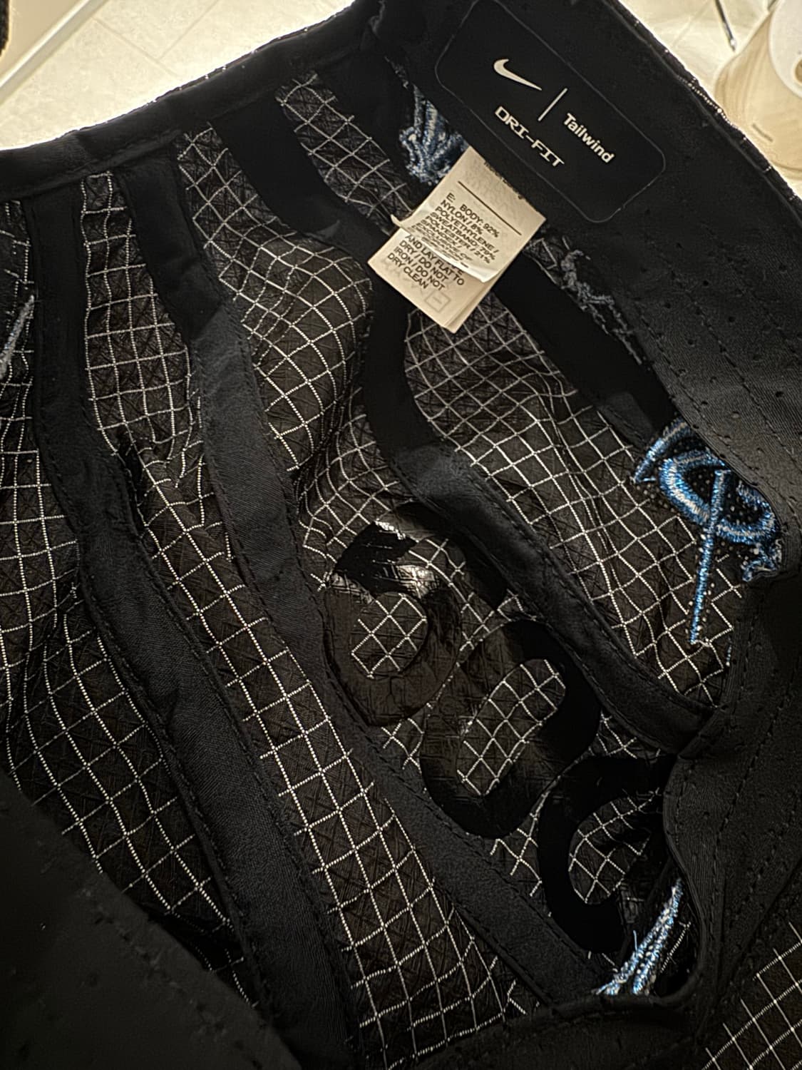 나이키 x 오프화이트 NRG 햇 블랙팝니다 상품이미지3