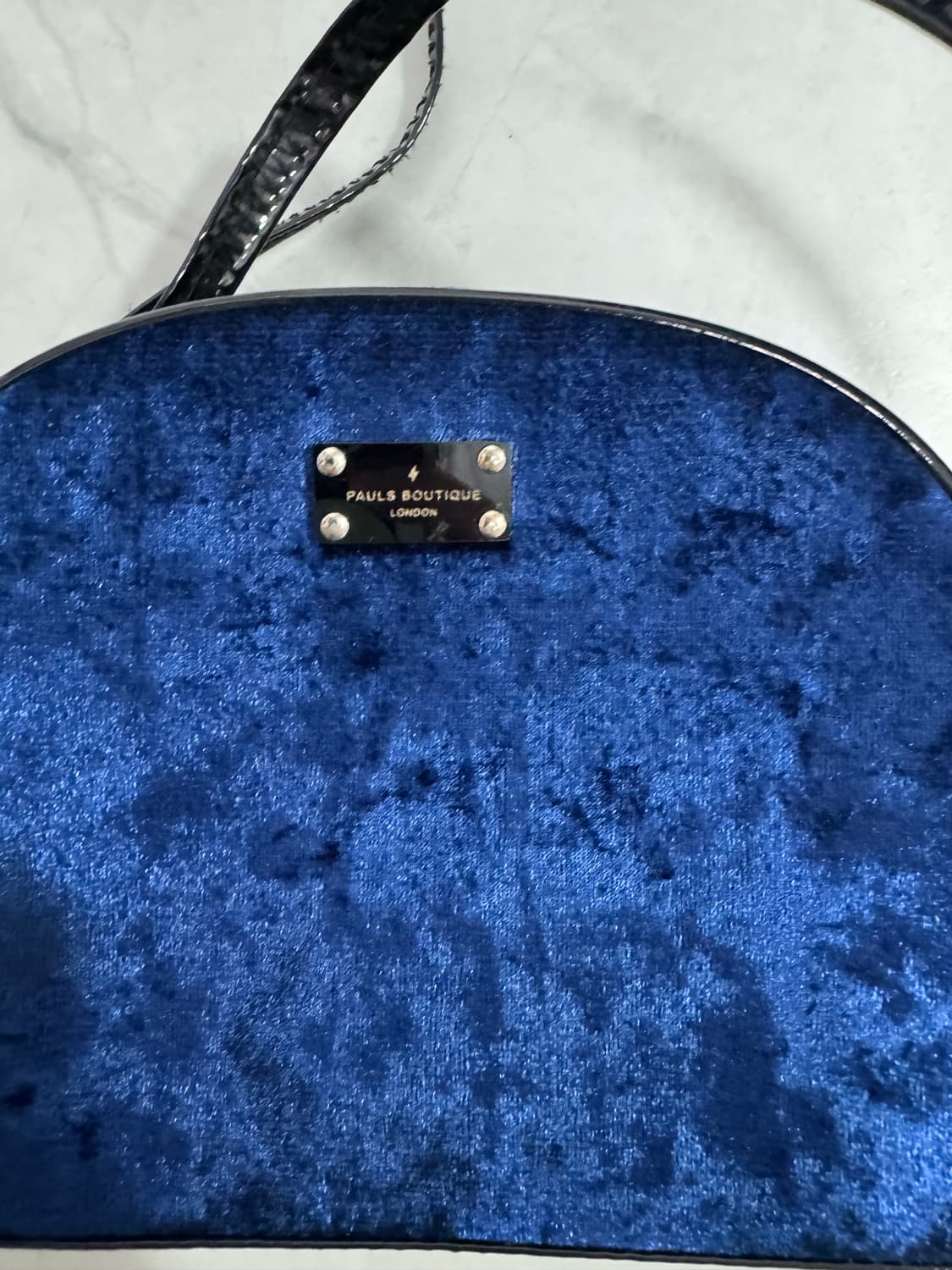 폴스부띠끄 벨벳 크로스백 상품이미지4