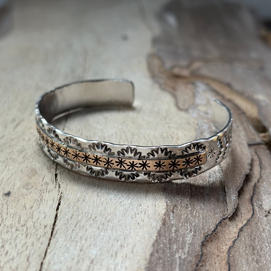 [네이티브 아메리칸] 썬버스트 커프 12KGF Sterling Silve 상품이미지1