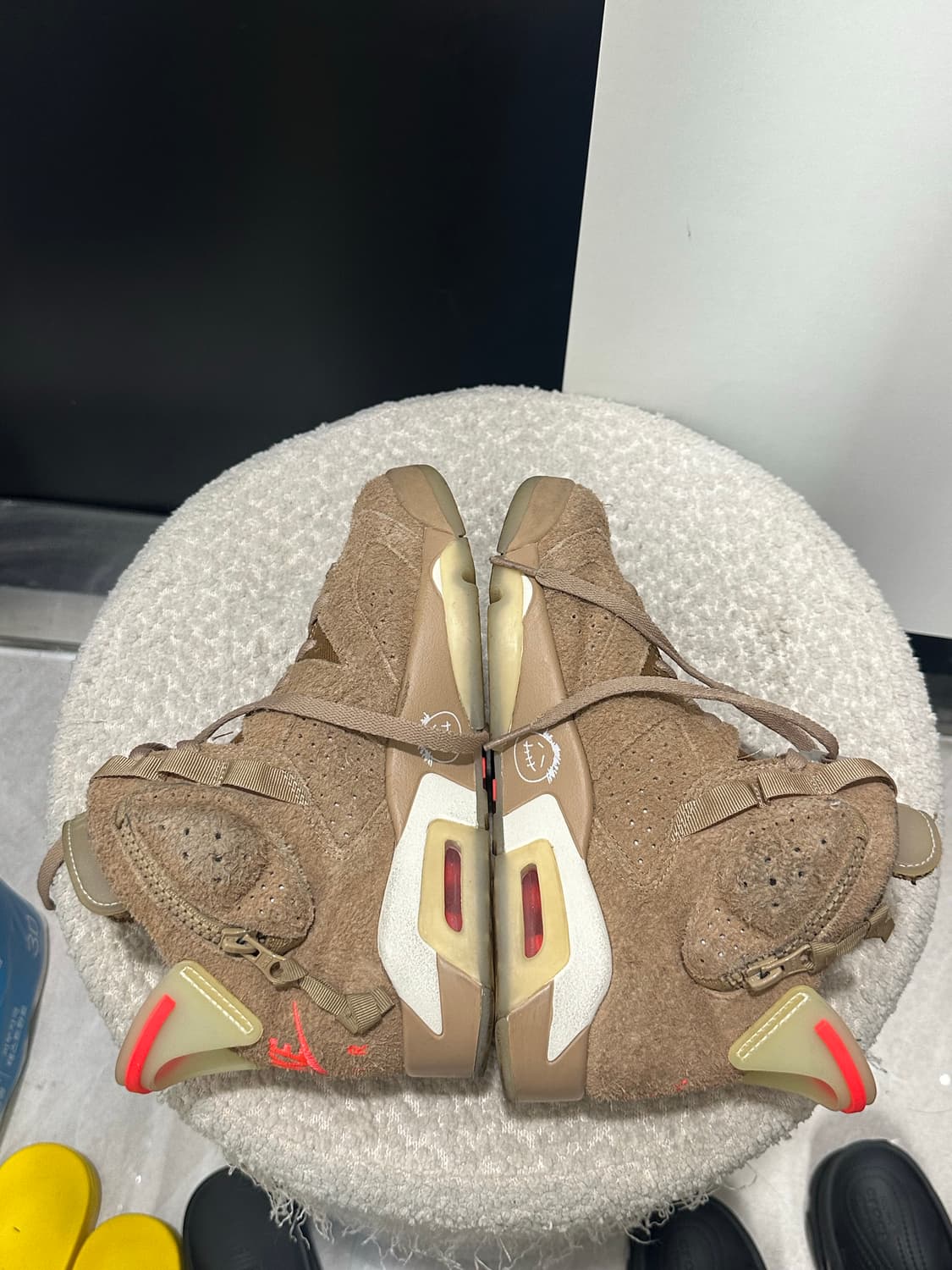 조던6 트래비스캇  상품이미지7