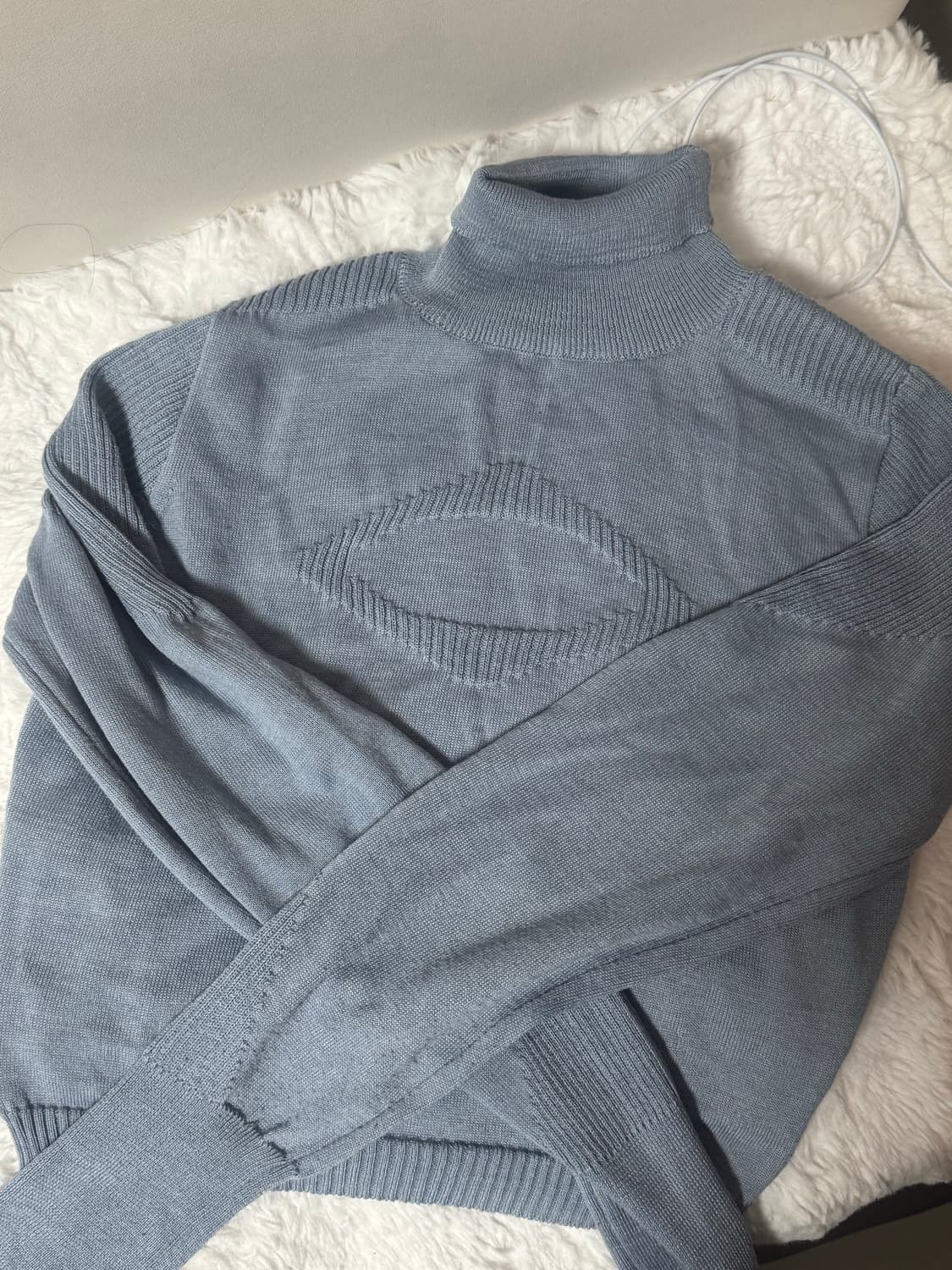 미스치프 하프넥 니트탑 (블루) 상품이미지3