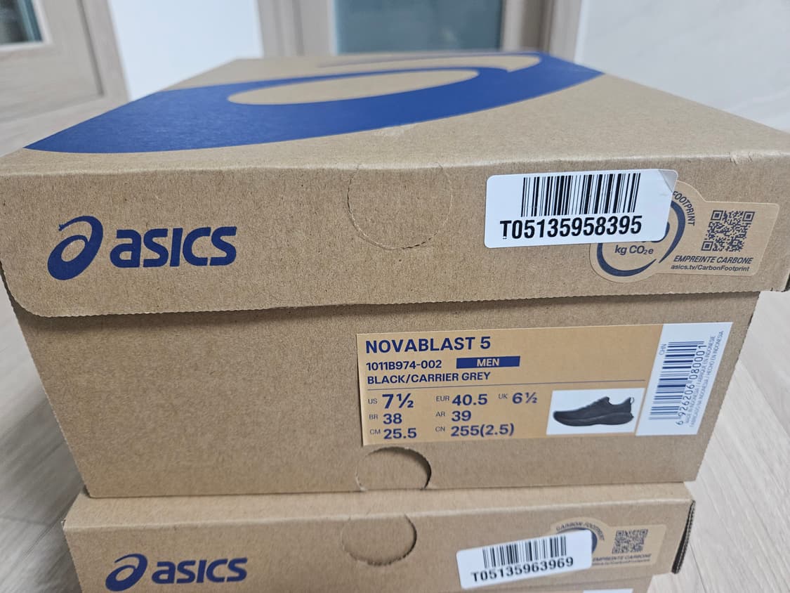 아식스 노바블라스트5 블랙 255 새상품 상품이미지1