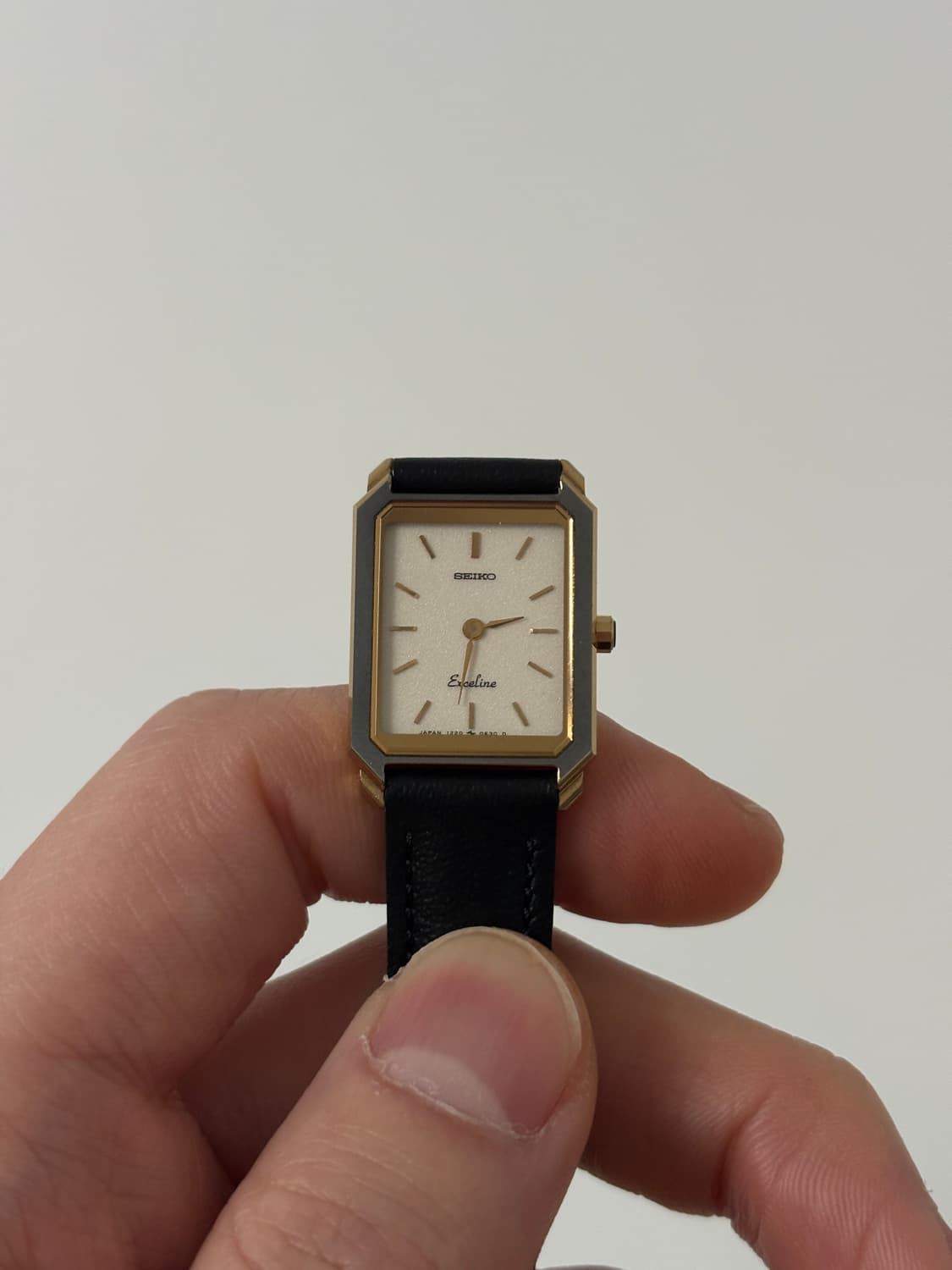세이코 1980년대 Exceline 펄 다이얼 골드 탱크 쿼츠 여성 상품이미지2