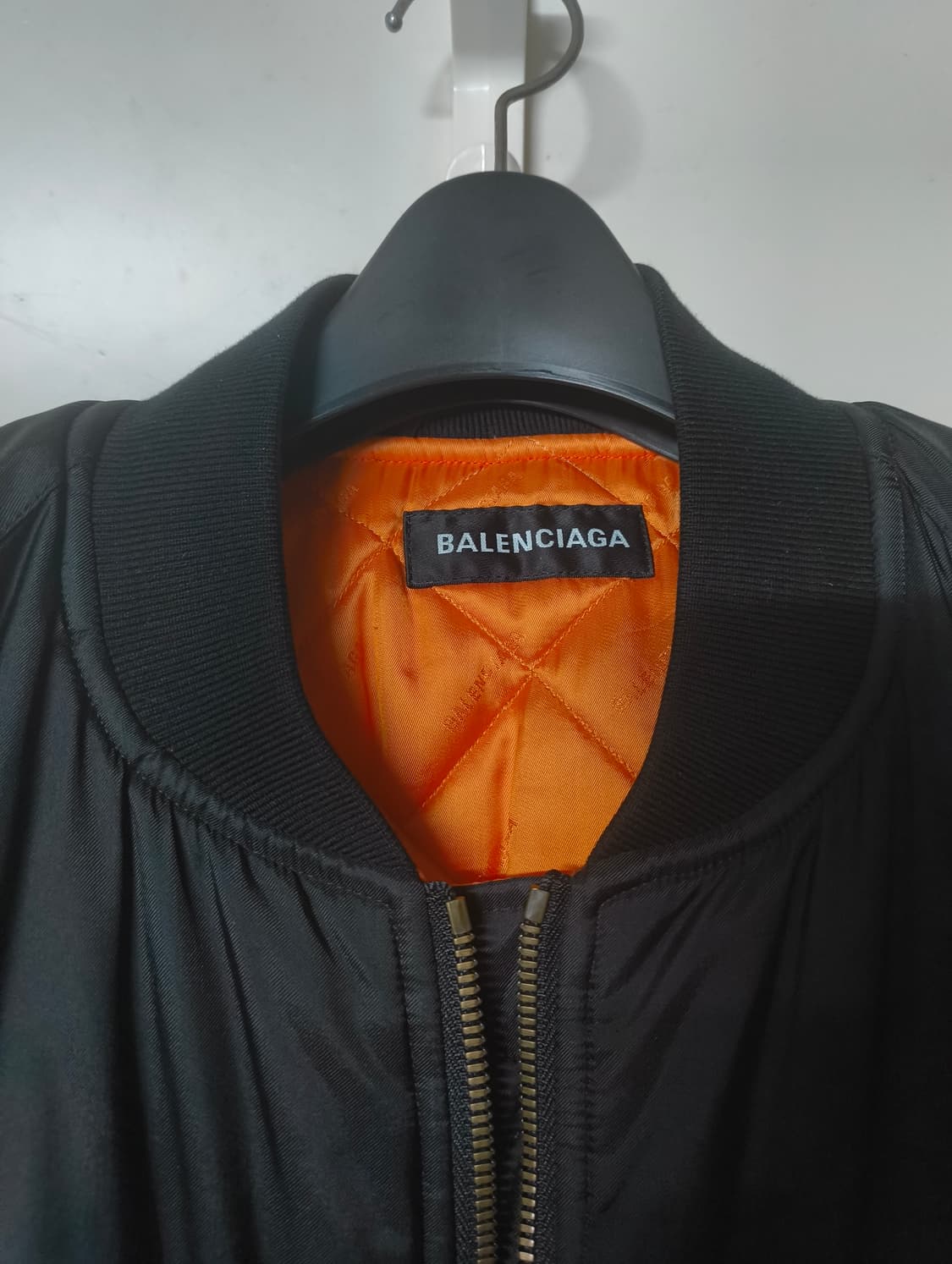 발렌시아가 스테로이드 봄버 52 상품이미지2