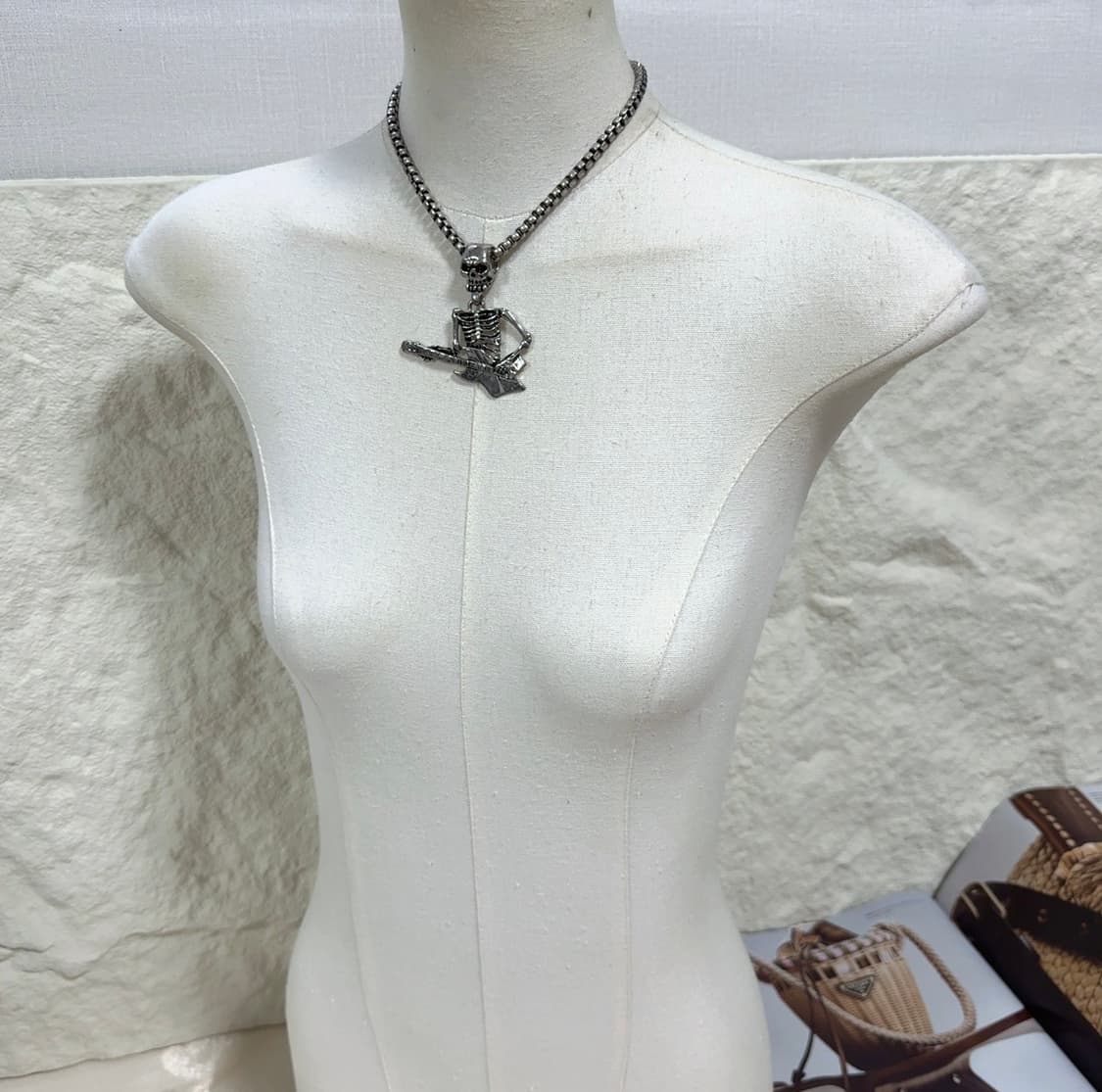 unisex 박스체인 해골 목걸이 상품이미지1