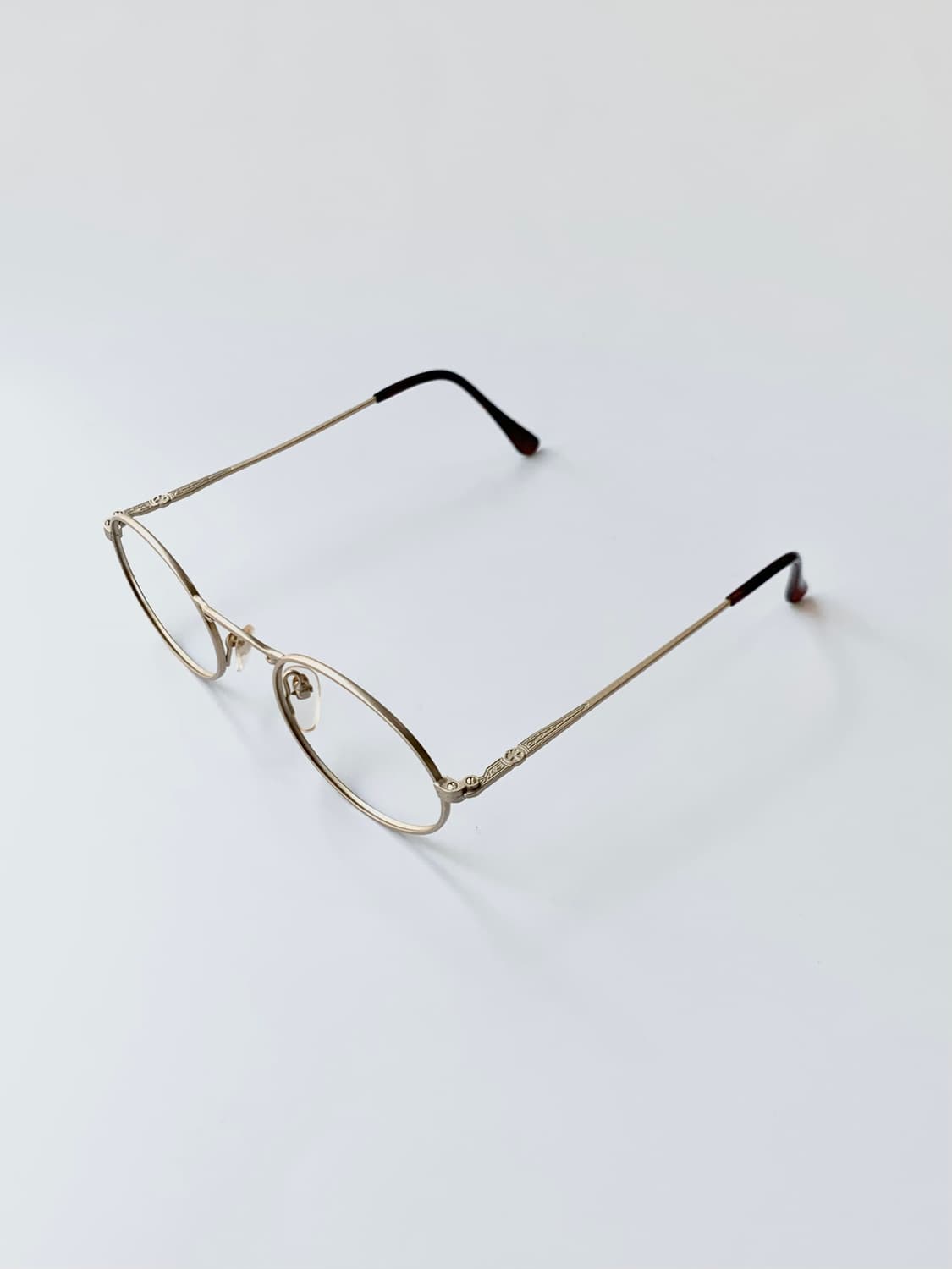 [픽키-612] 골드 라운드 메탈 안경 데드스탁 빈티지 조각 디테일 프레 상품이미지4