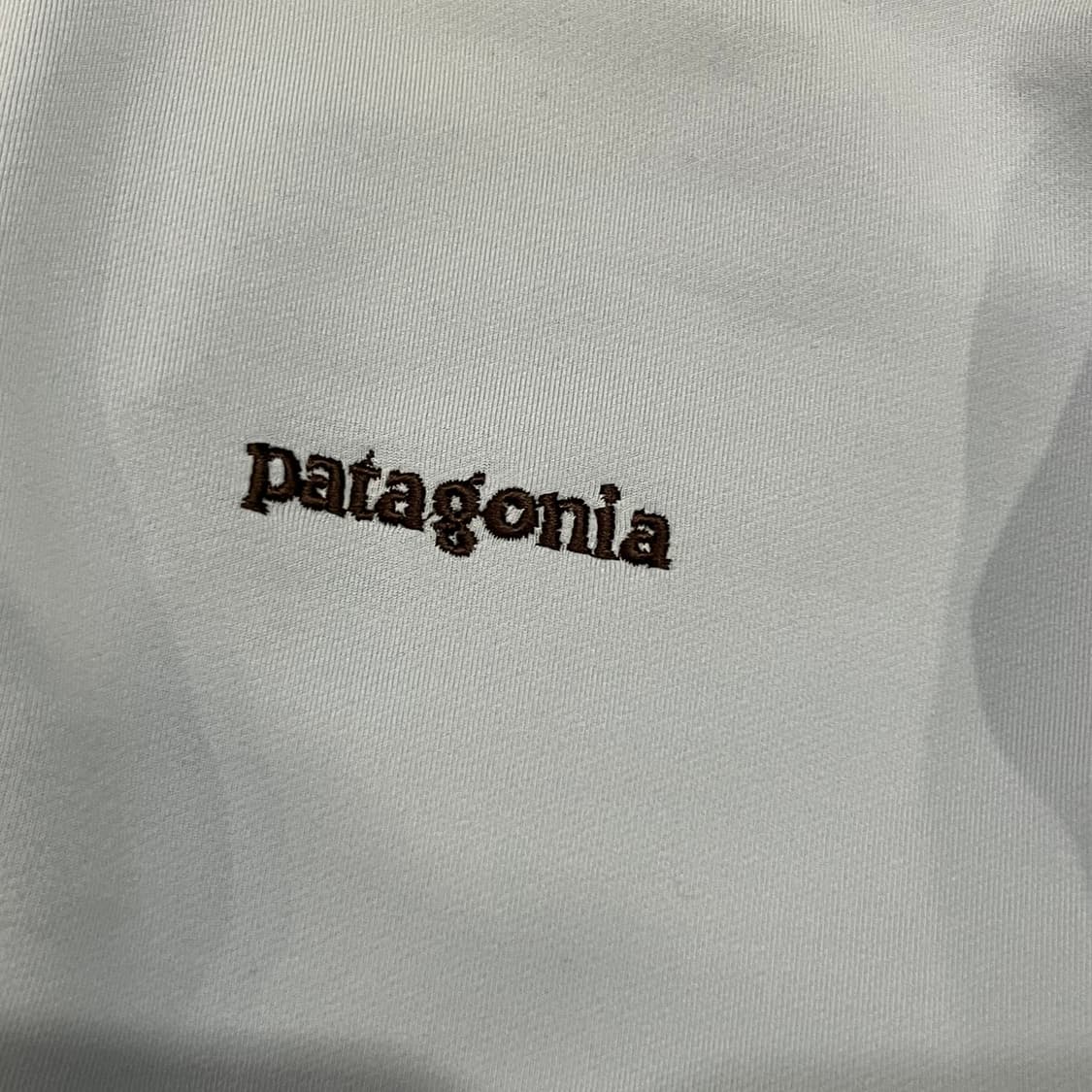Patagonia 파타고니아 라이트 블루 트레이닝 하프집업 상품이미지10