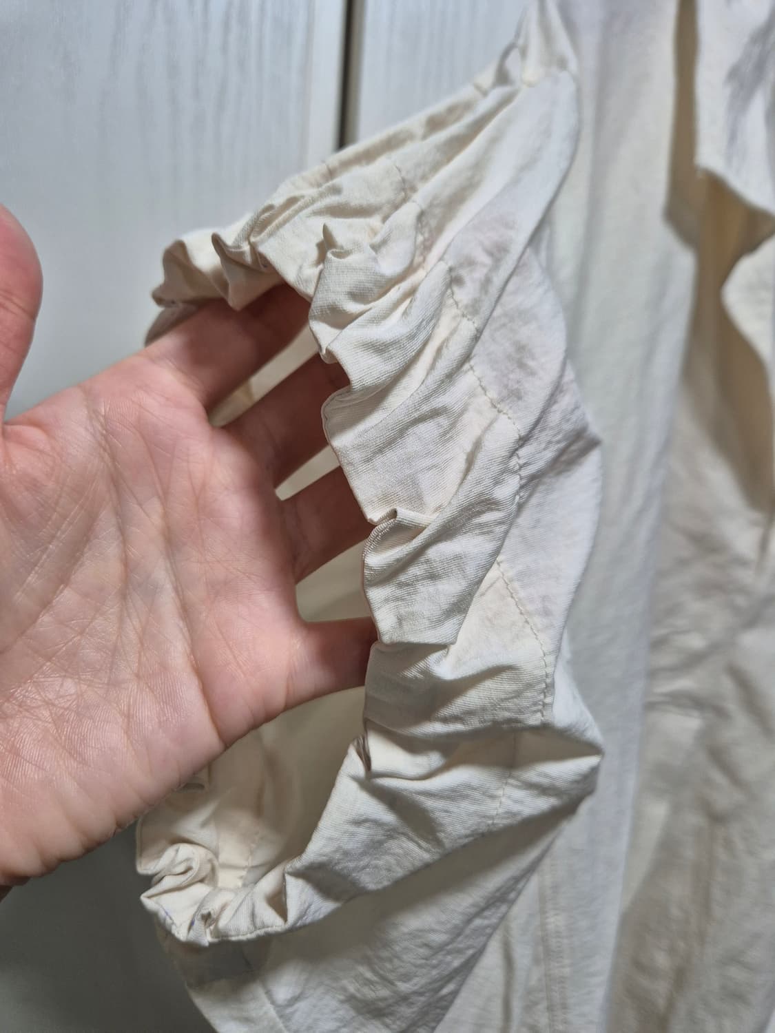 (타임세일)(새상품)Day 베이지 반팔 블라우스 상품이미지4