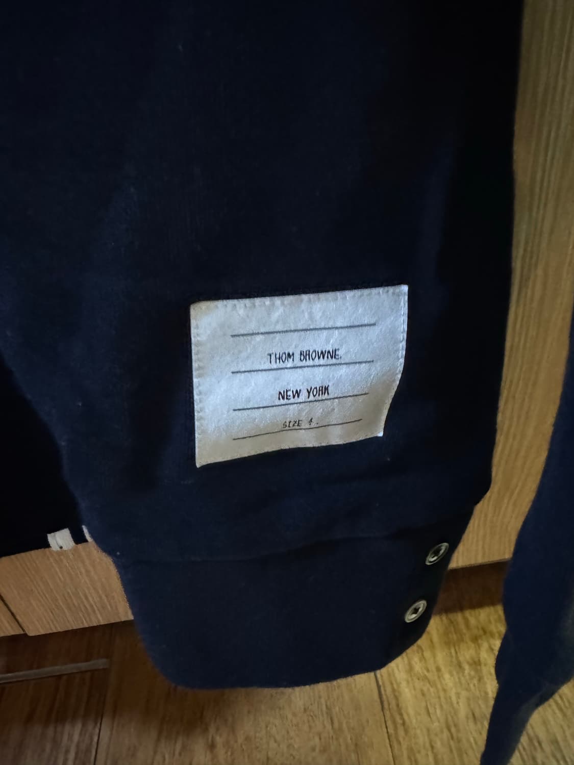 톰브라운 백삼선 맨투맨 4사이즈 상품이미지3