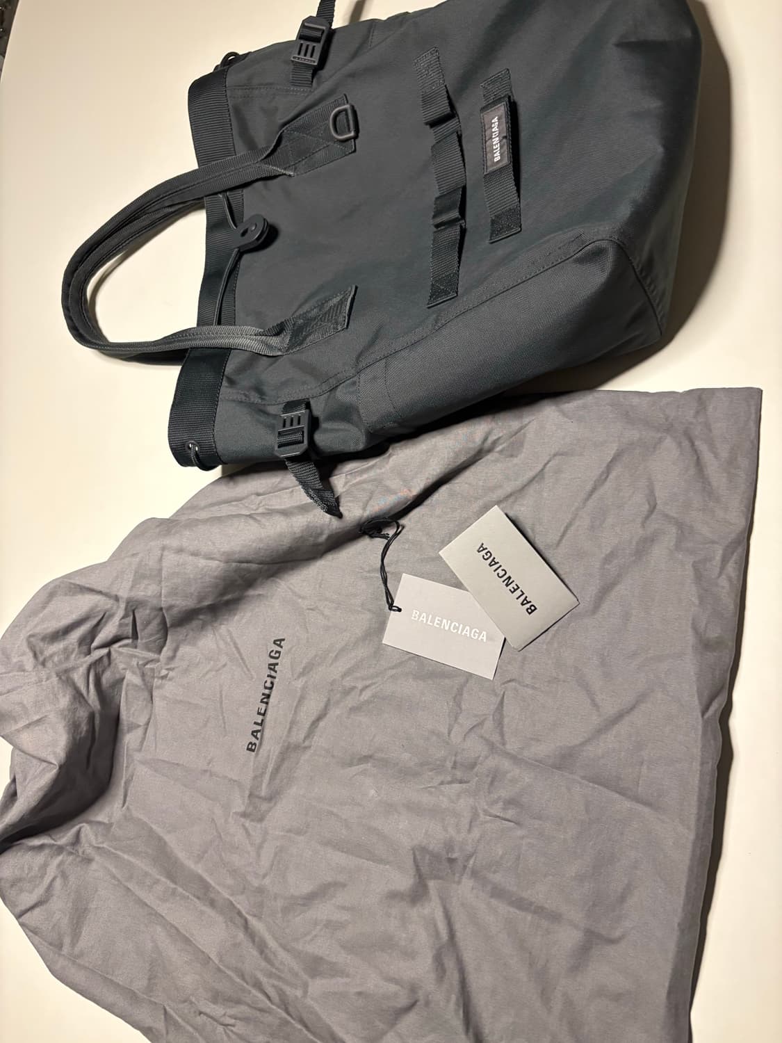 발렌시아가 아미 토트백 상품이미지3