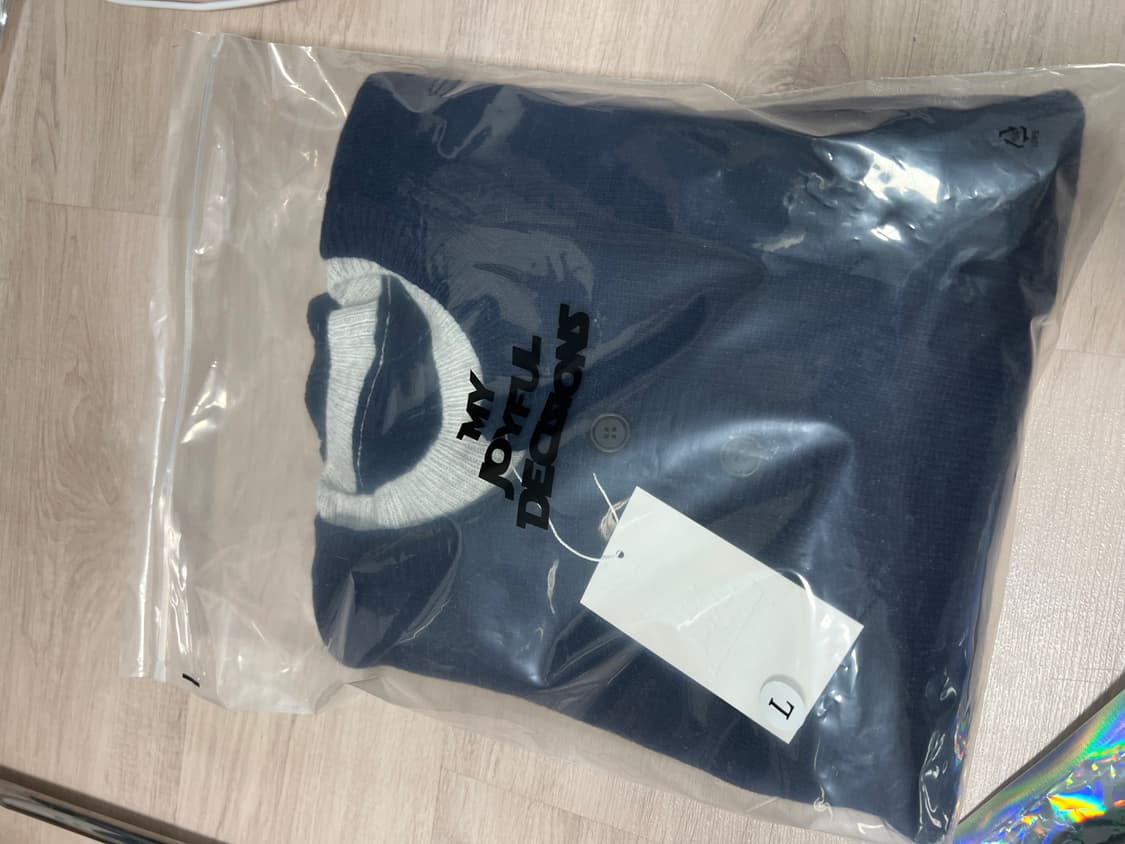 판매)mjd 콘트라스트 캐쉬크롭 니트 네이비L 새상품 상품이미지2