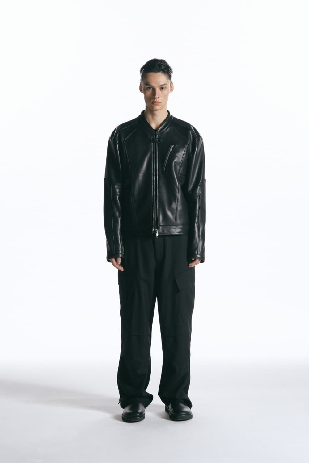 INSILENCE 울 카고 팬츠 BLACK 상품이미지1