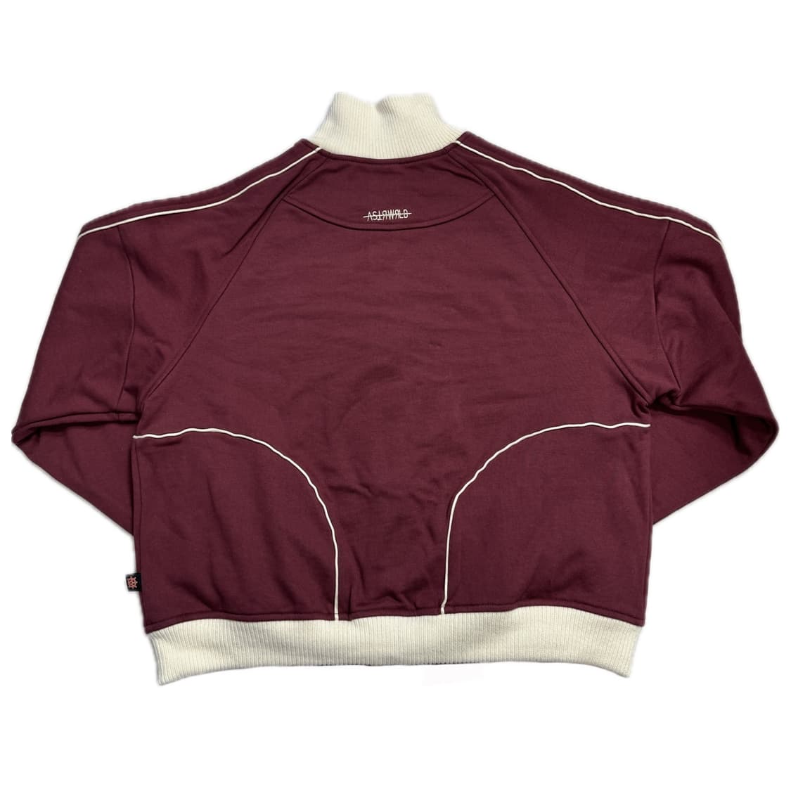 아스테르월드 츄리닝 셋업 새상품 판매합니다 상품이미지2