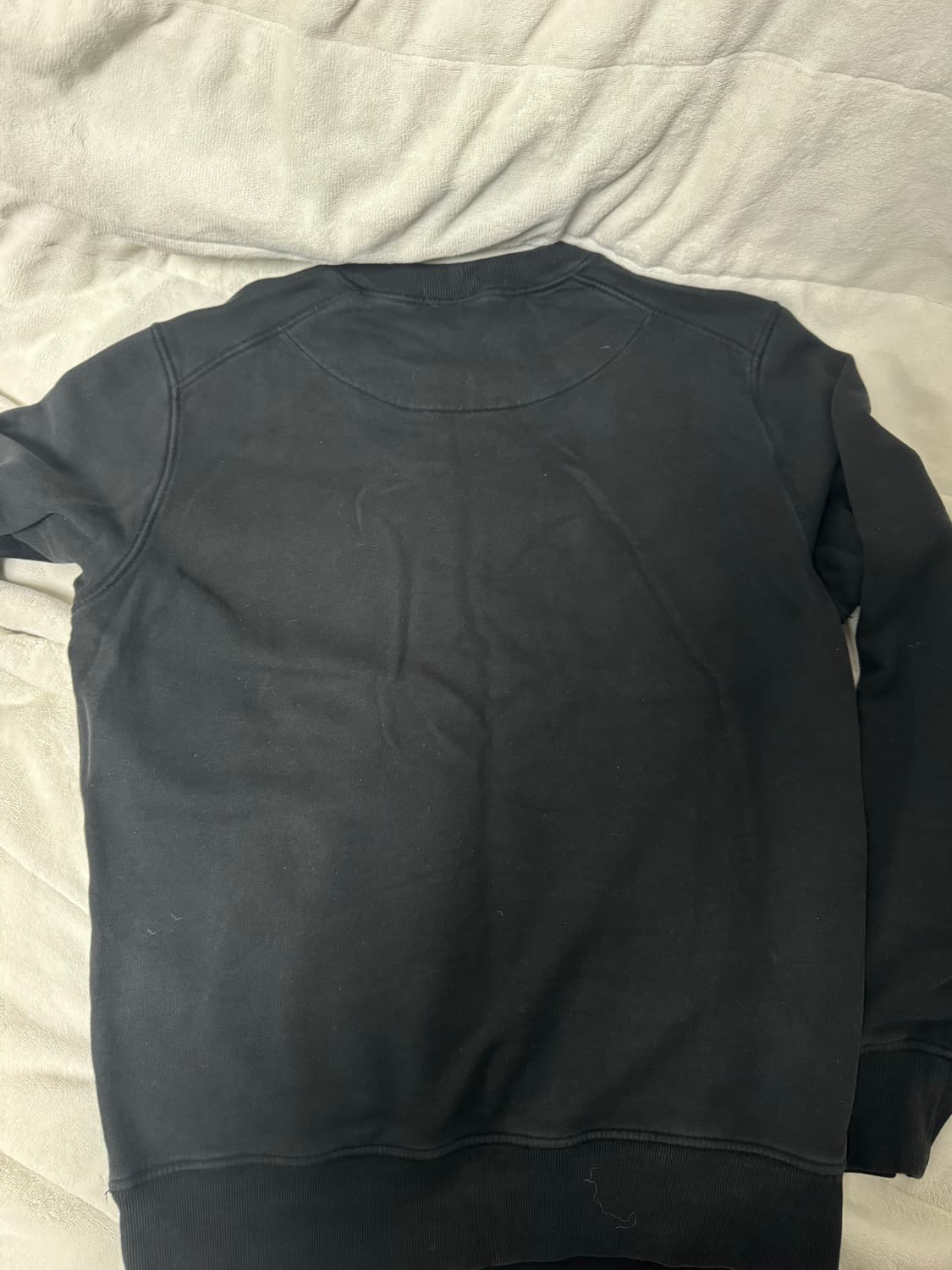 22FW 스톤아일랜드 맨투맨 블랙 M 백화점판 상품이미지2