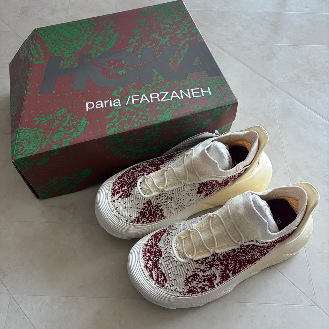 새상품(250) 호카 x 파리아 파르자네 리스토어 TC 츄카 크림 상품이미지4