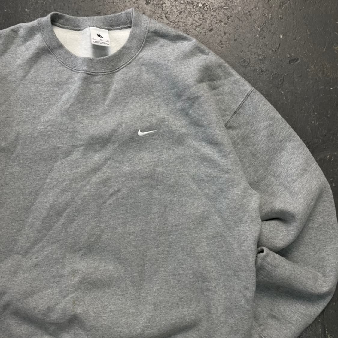 105 나이키 오버핏 스우시 맨투맨 상품이미지2