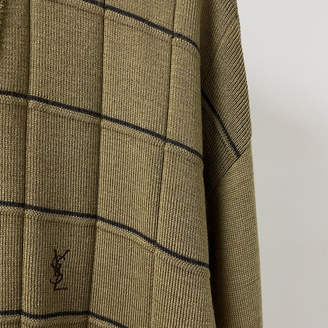 YSL 입생로랑 가디건 105 상품이미지4