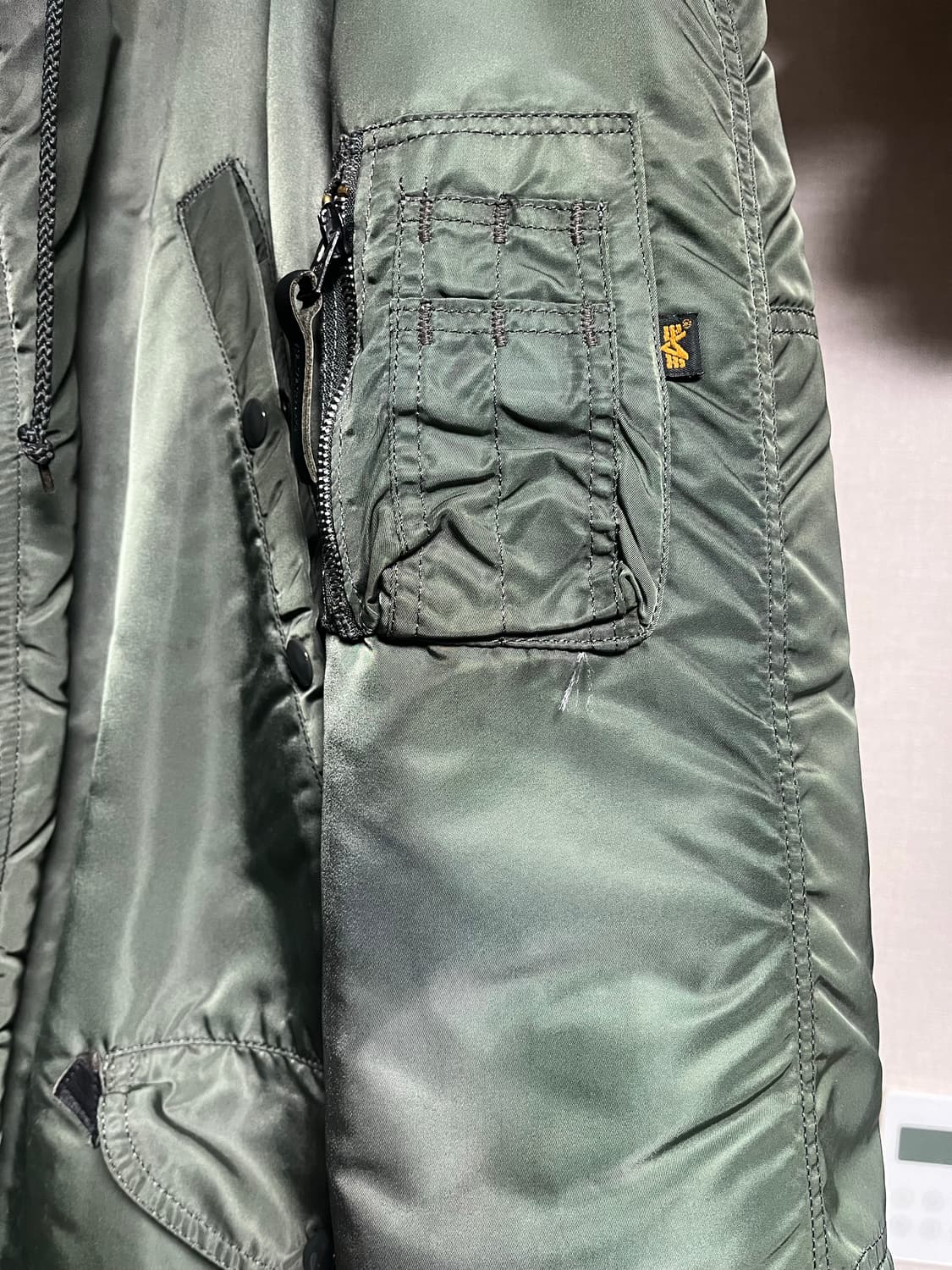 빈티지 알파인더스트리 N3B 건 메탈 자켓 판매 상품이미지5