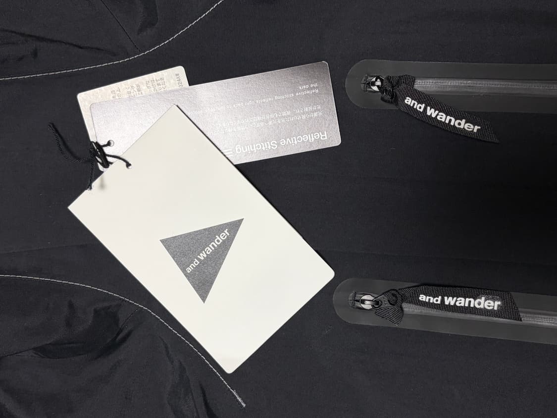 [L] 앤드원더 2.5L 하이커 레인 자켓 블랙 상품이미지4