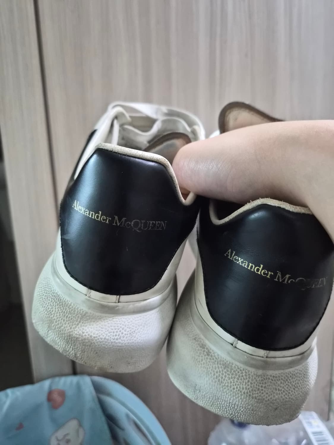 알렉산더 맥퀸 오버솔 스니커즈 상품이미지2
