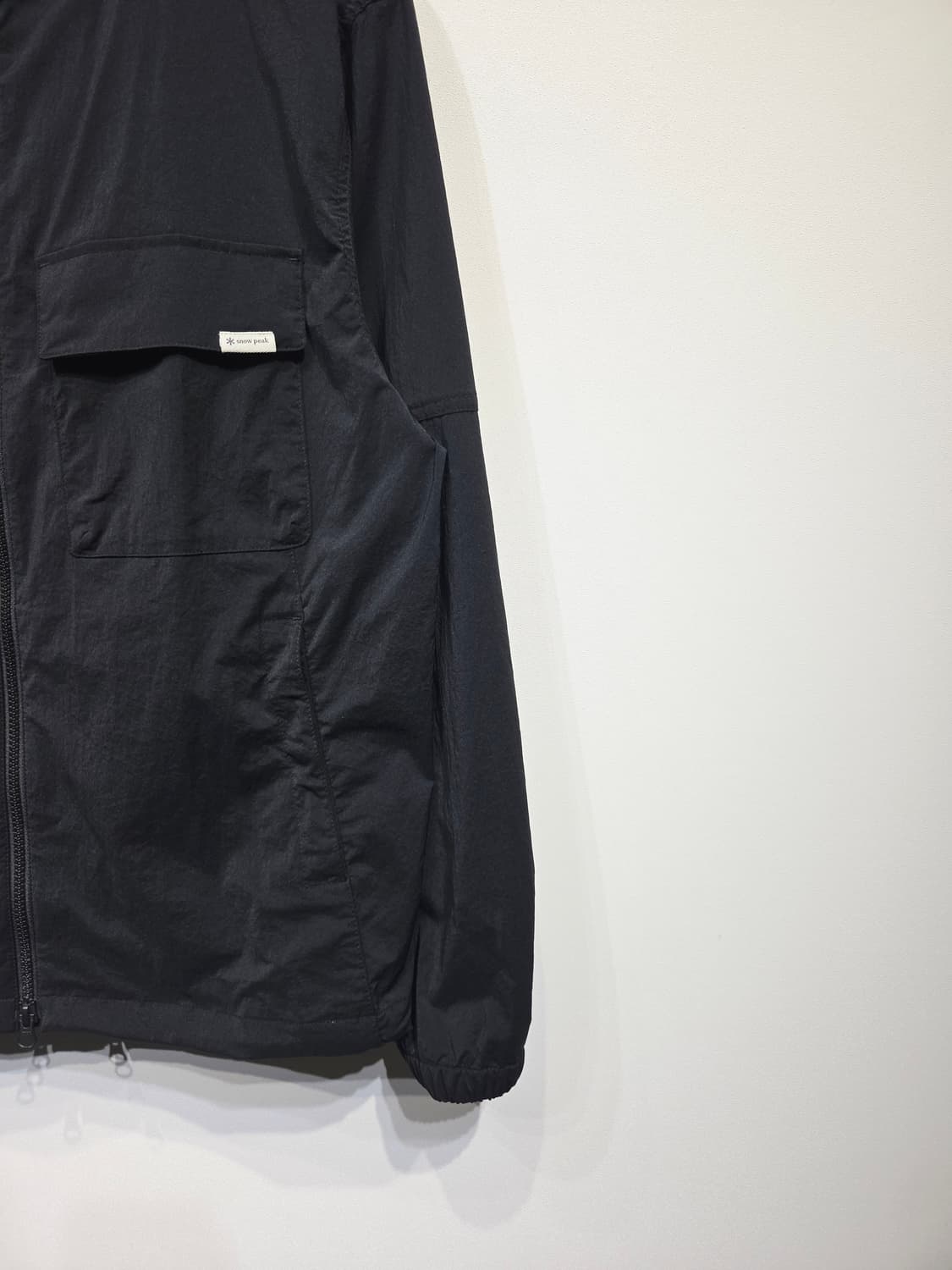 스노우피크 블랙 후드 바람막이 자켓 상품이미지5