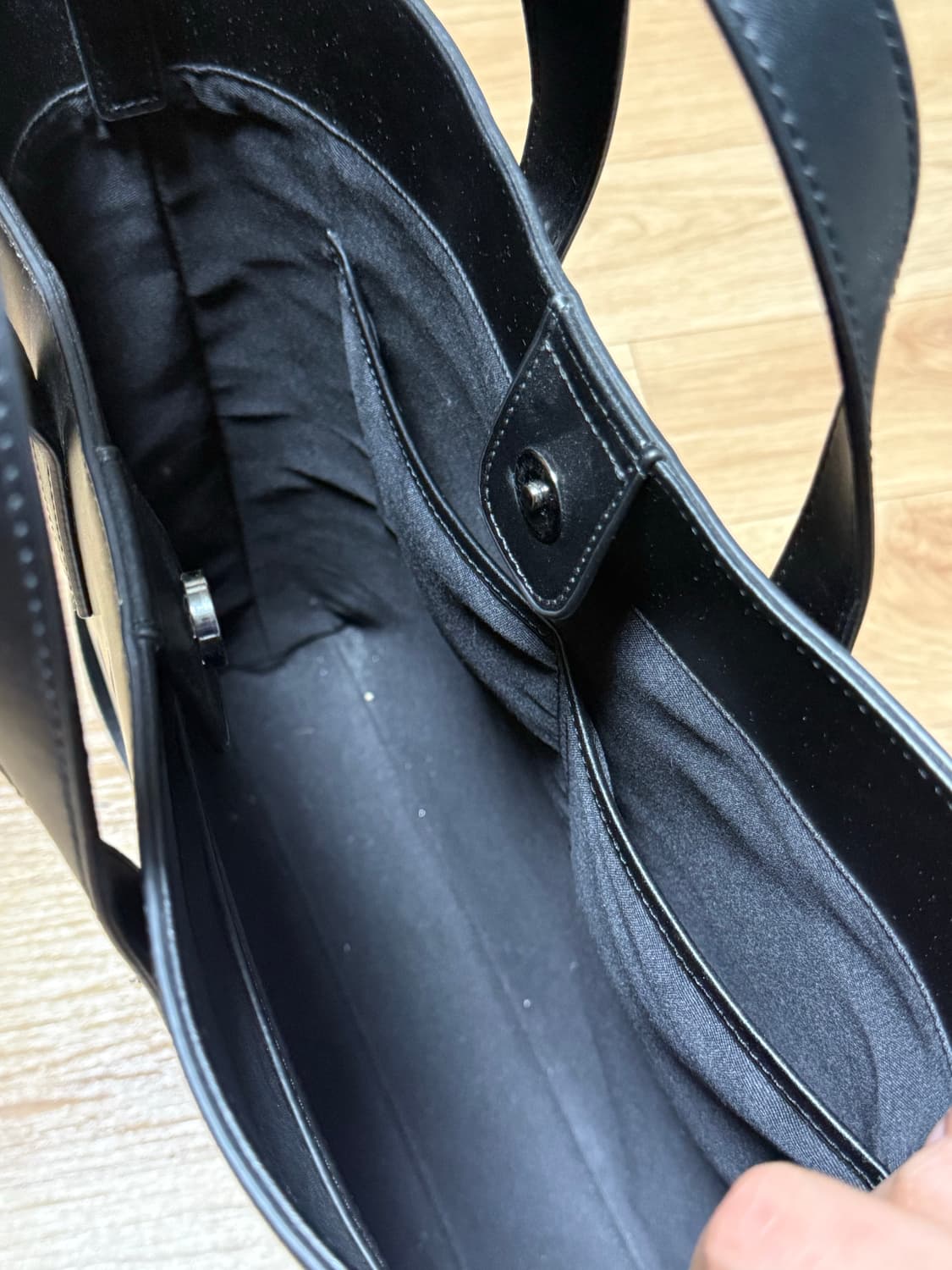 도프제이슨 카우하이드 토트백 블랙  상품이미지5