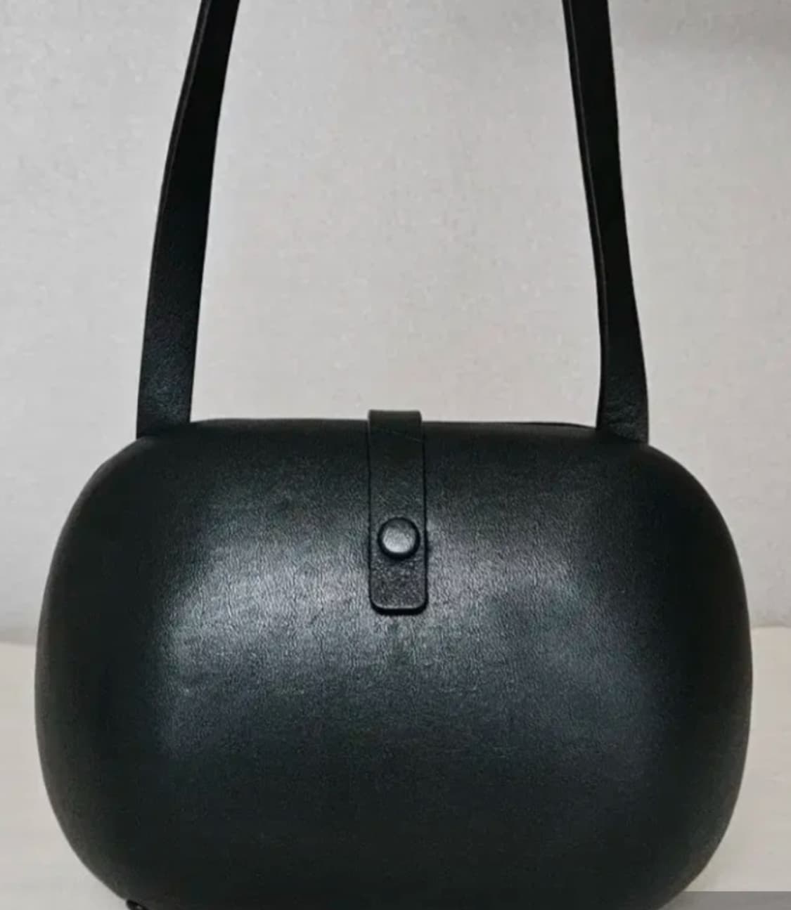 COS 블랙 ⚫️ 레더 백 상품이미지1