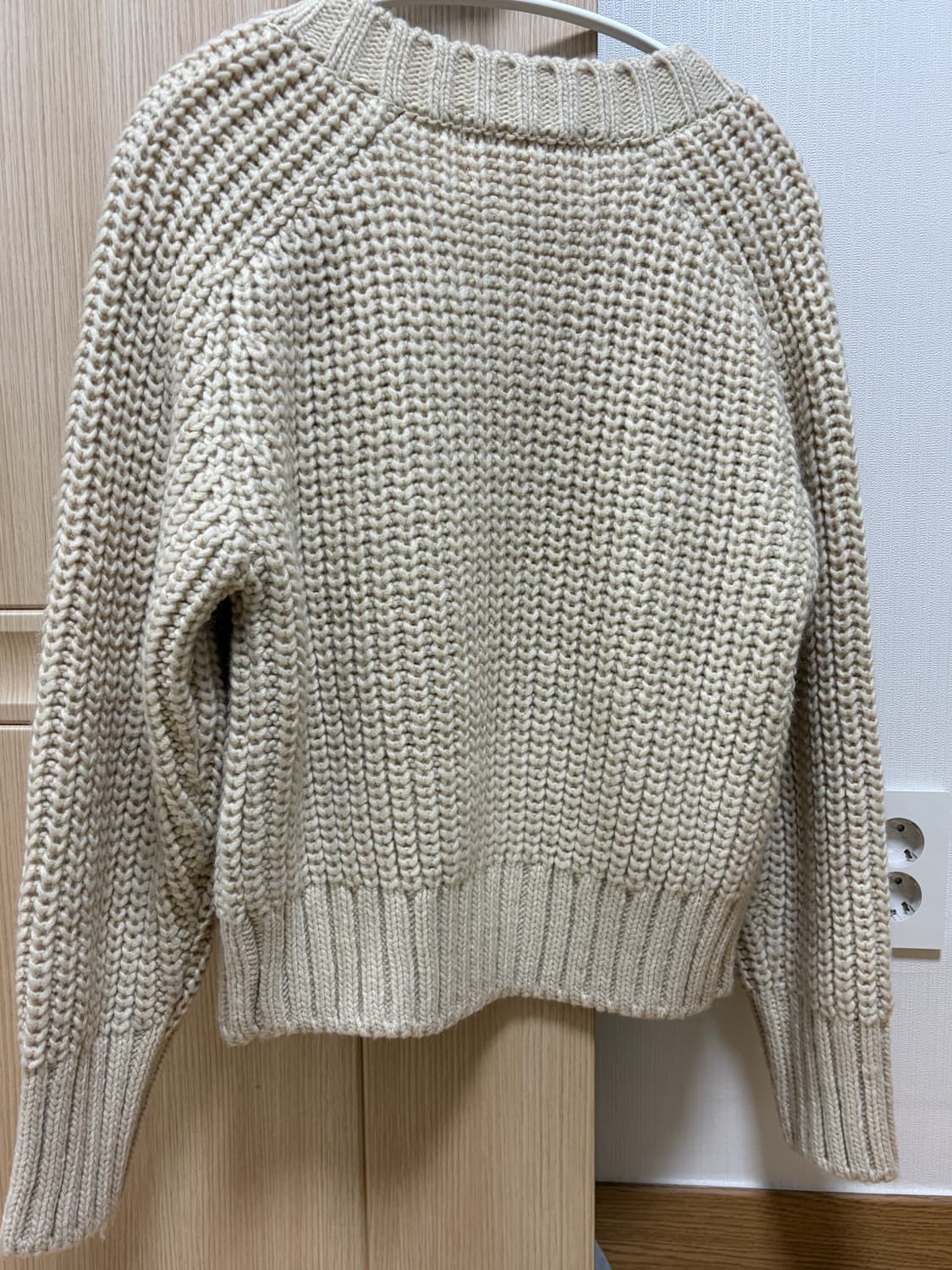 지비에이치어패럴 BULKY KNIT CARDIGAN / IVORY 상품이미지4
