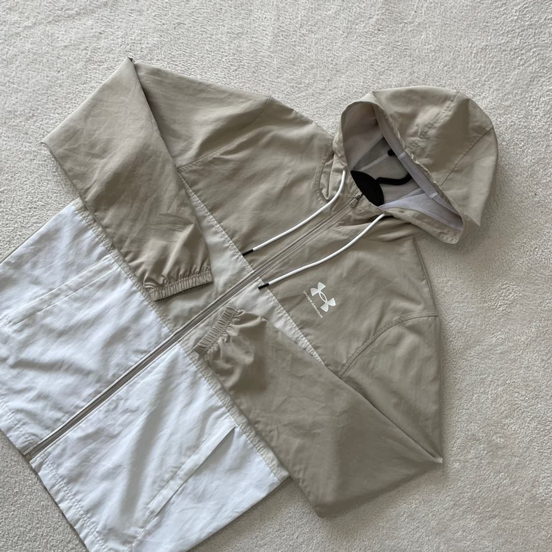 L 언더아머 바람막이 100 상품이미지3