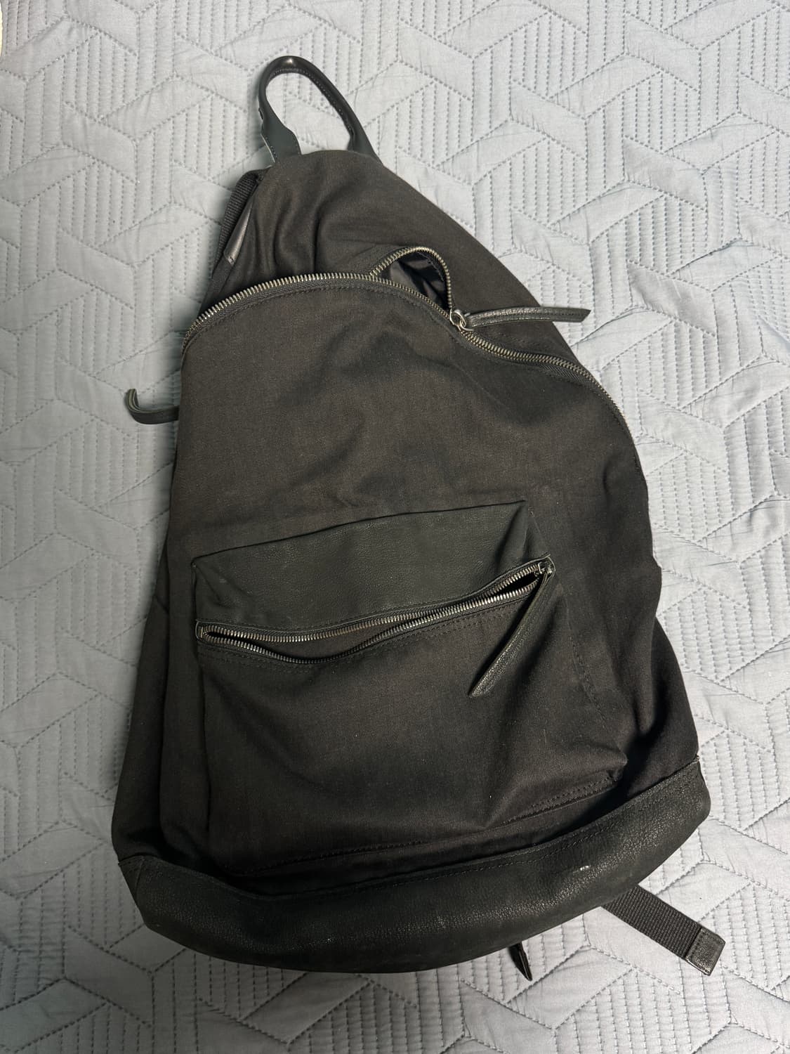 해칭룸 레더 데이팩 블랙 상품이미지1