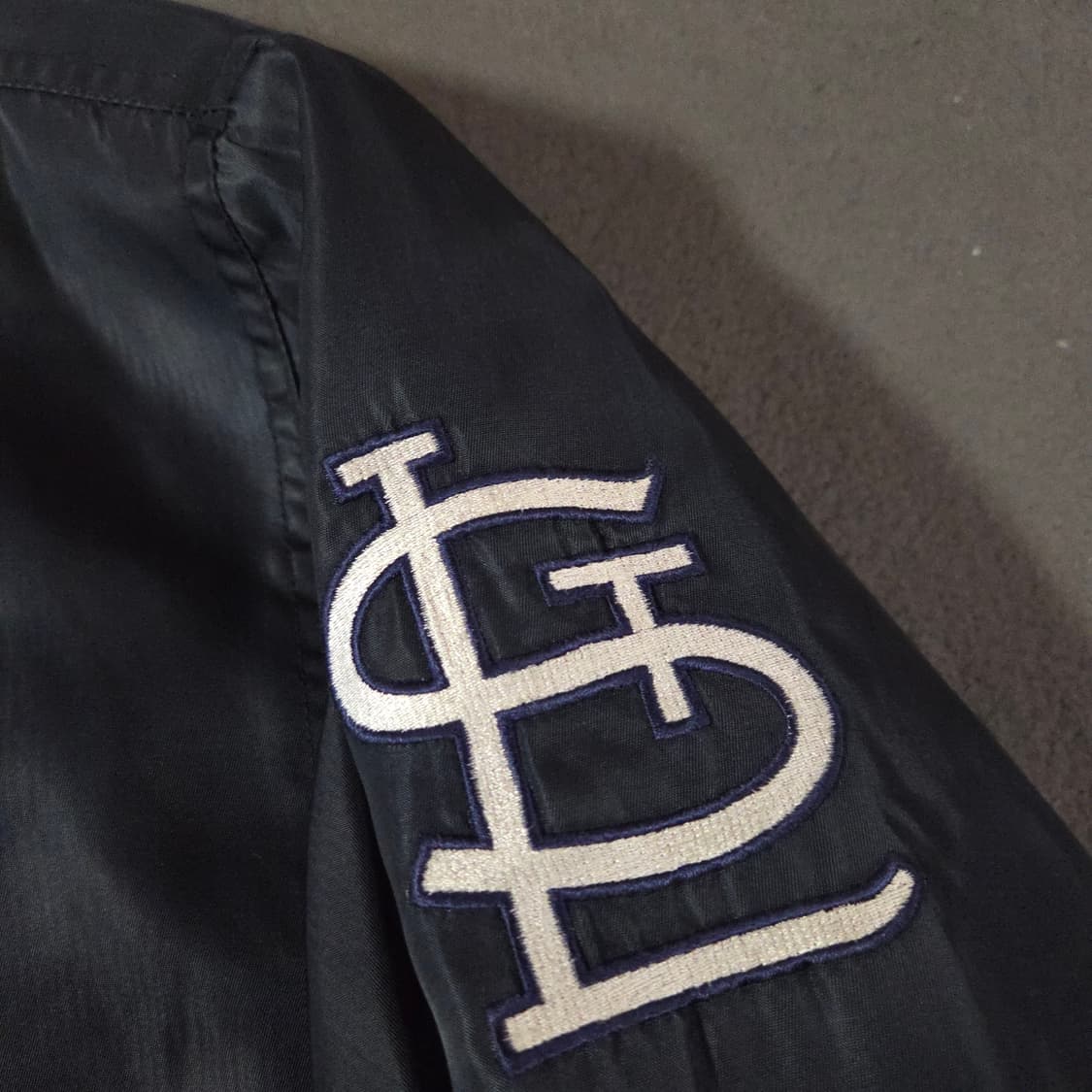 머천다이즈 세인트루이스 카디날 스타디움 바시티 봄버 자켓 XL 상품이미지4