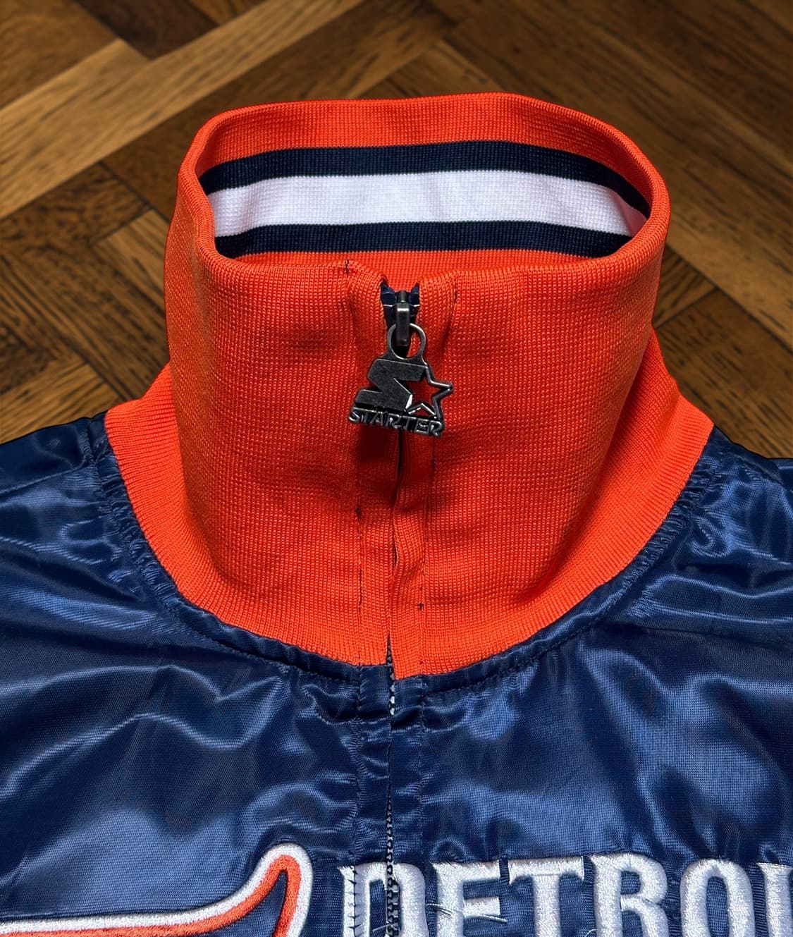 90s STARTER 디트로이트 타이거즈 새틴 풀집업 자켓 상품이미지3