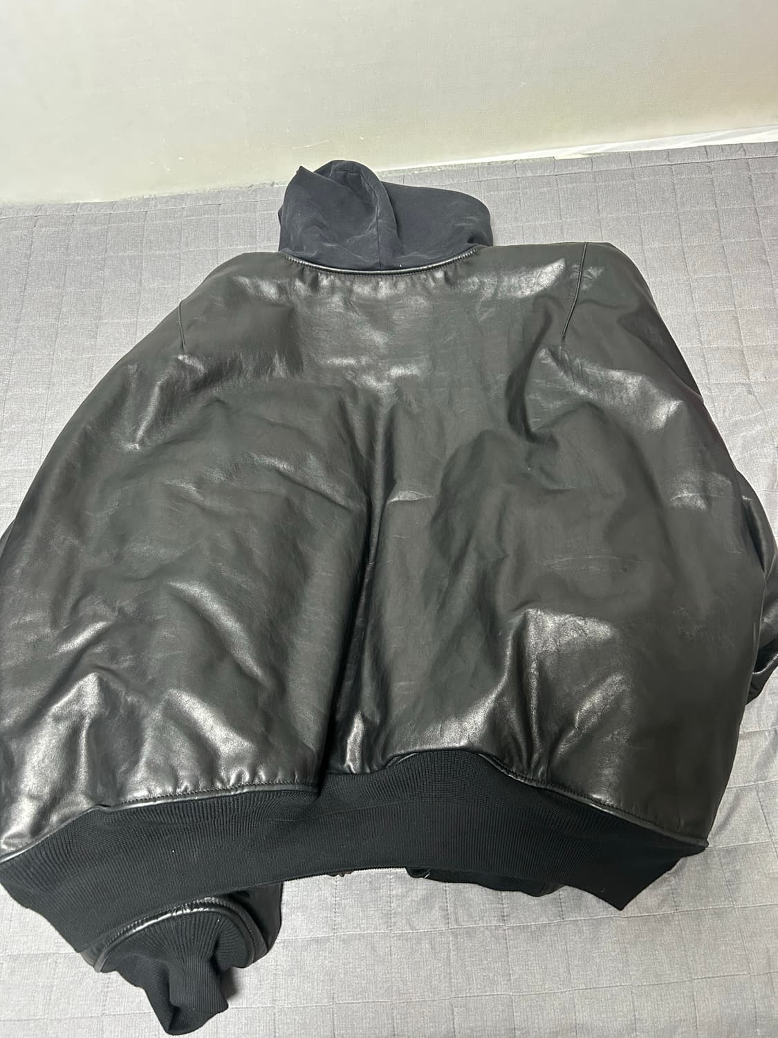 [M] 발렌시아가 레더 후드 봄버 가죽 자켓 상품이미지3