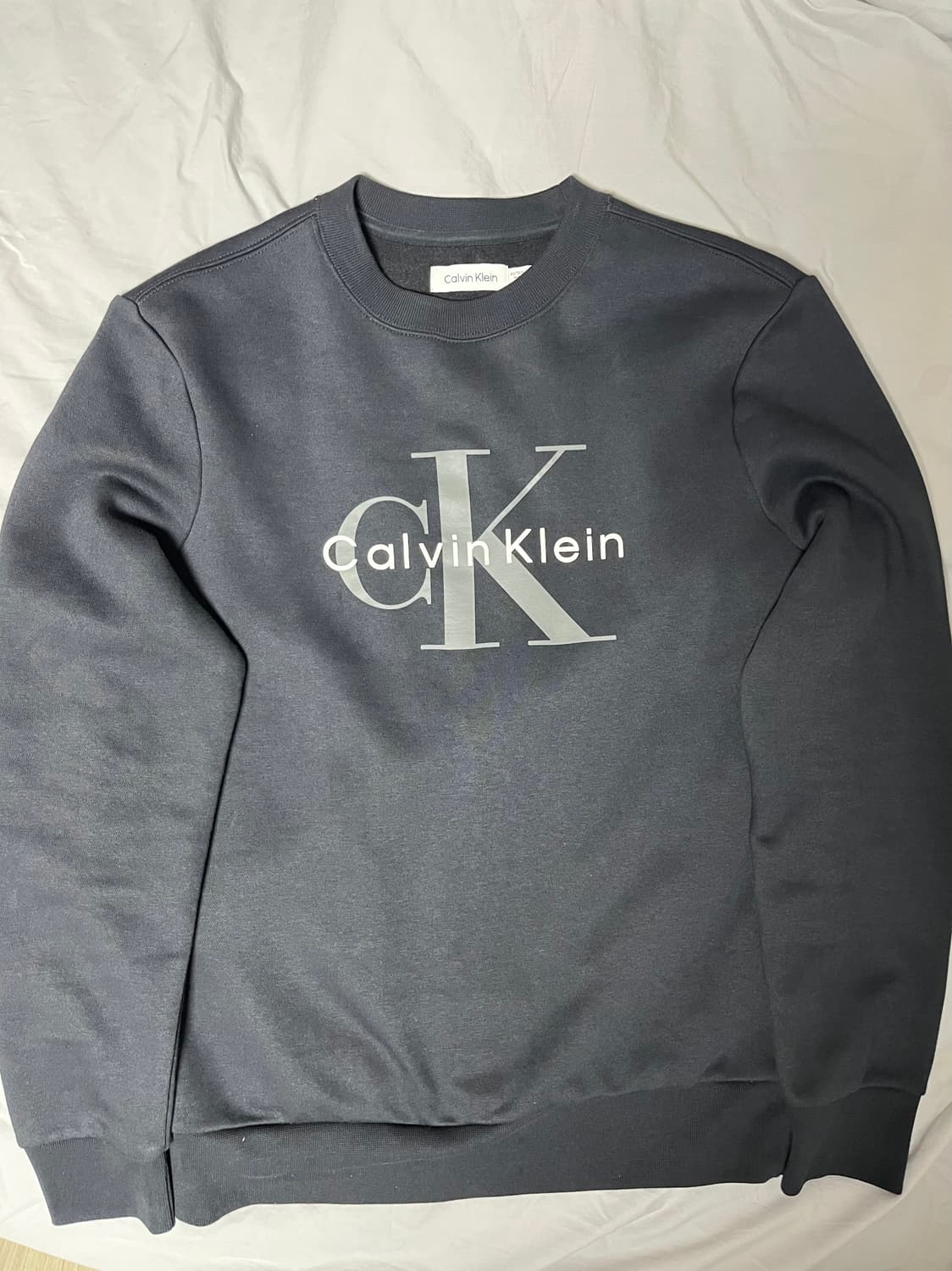 새상품 캘빈 클라인 맨투맨 정품 xs 상품이미지1