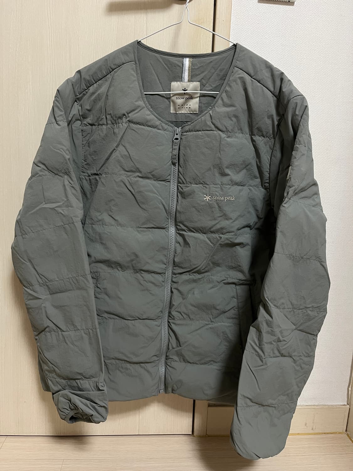 [95] 스노우피크 경량패딩 라이트카키 상품이미지4
