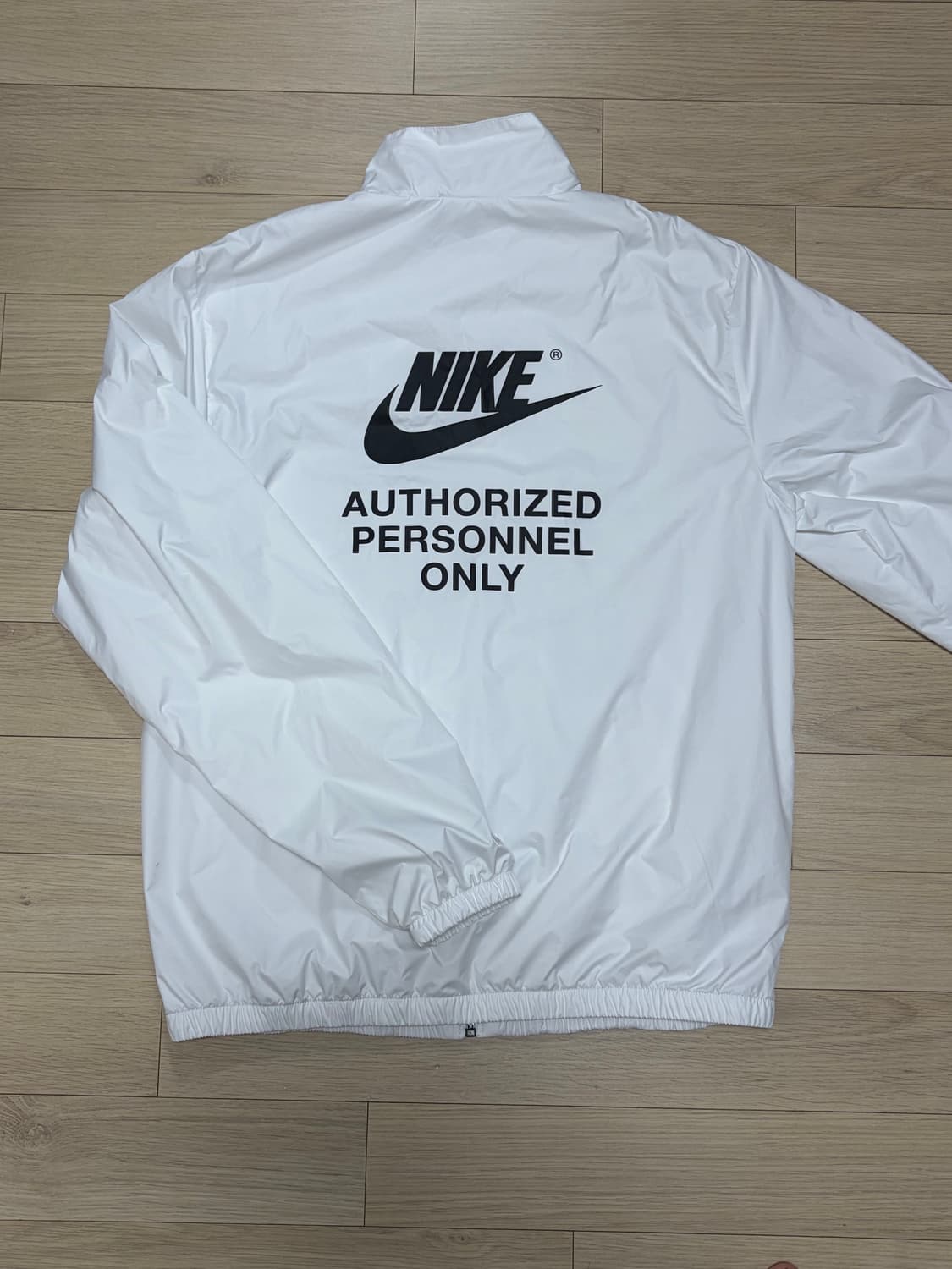 나이키 우븐 재킷 바람막이 화이트 상품이미지4