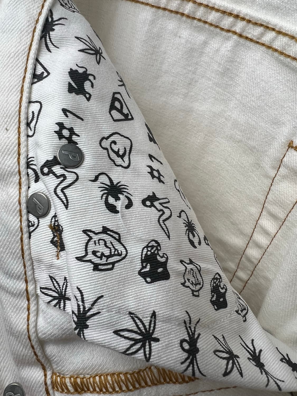 Palace 팔라스 화이트 데님. 새상품 상품이미지3