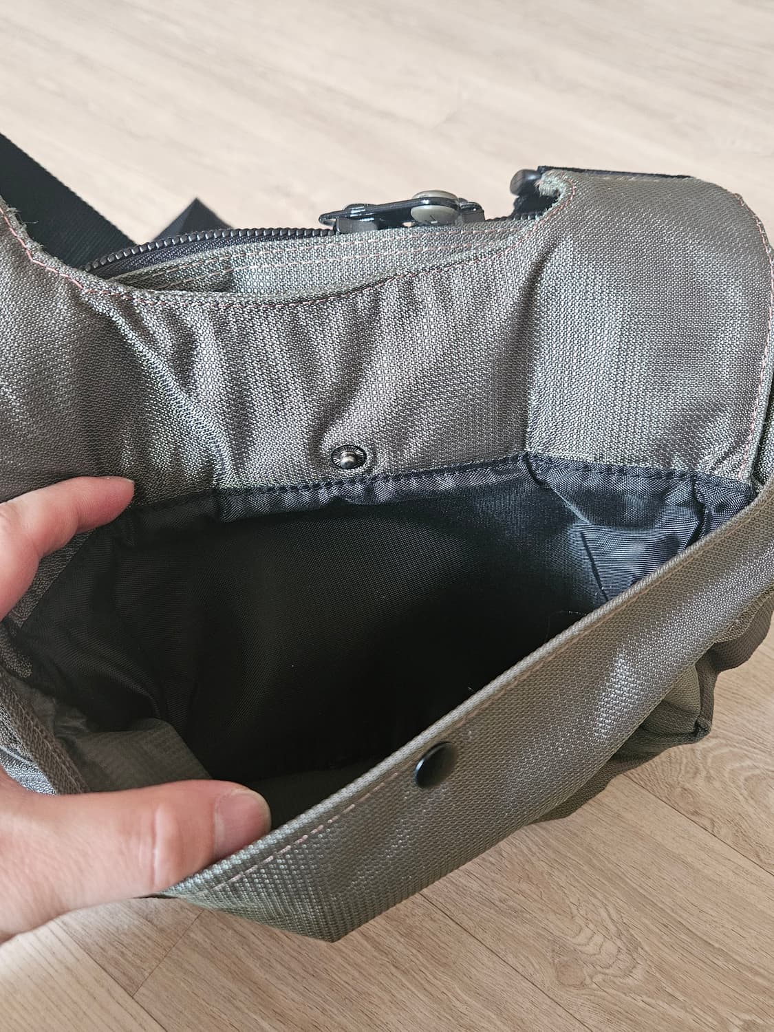 디젤 크로스백 상품이미지7