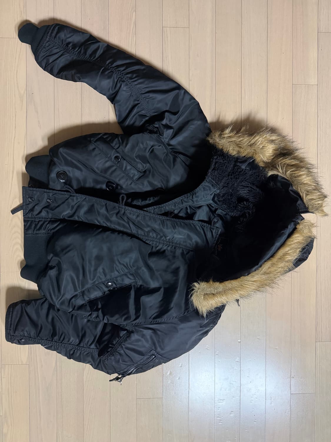 알파인더스트리 N-2b 쇼트 웨이스트 파카 블랙 상품이미지2