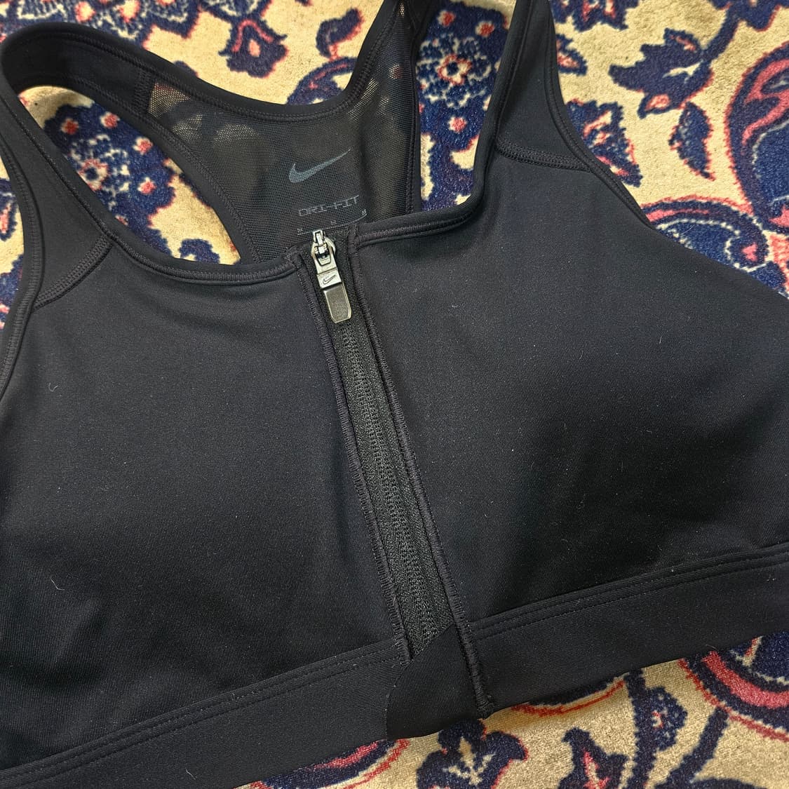 나이키(Nike) 드라이핏 스우시 프론트 집업 탑 M size 상품이미지7