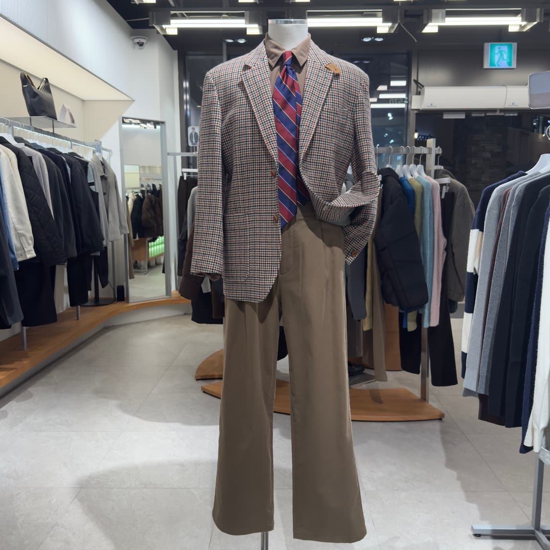 일본 테일러드 RAIKA STYLE 울 건클럽 하운드투스 체크 자켓 상품이미지1